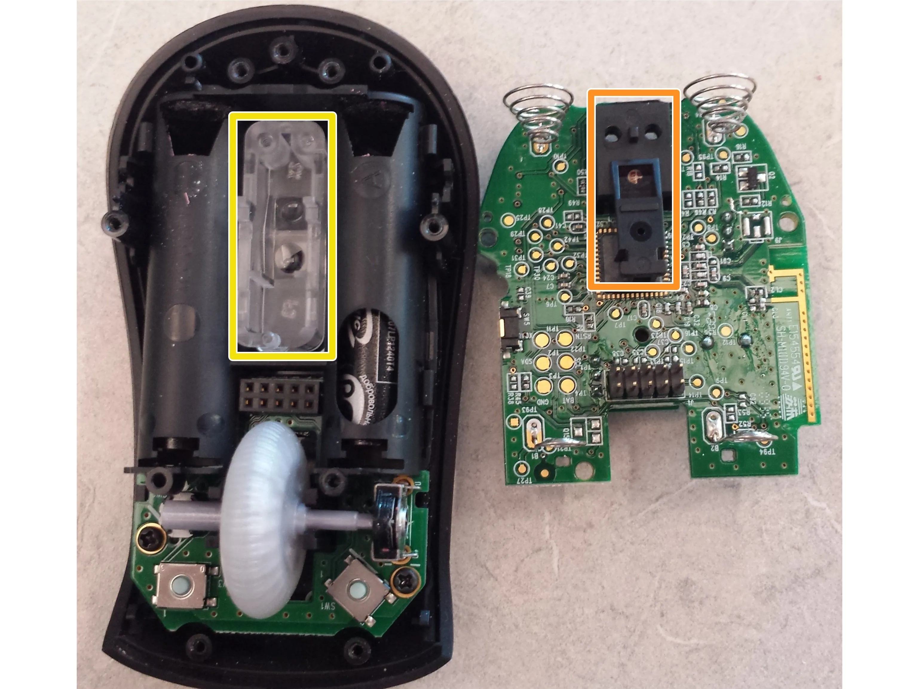 Microsoft Bluetooth Notebook Mouse 5000 Teardown, внутри: шаг 6, изображение 1 из 1