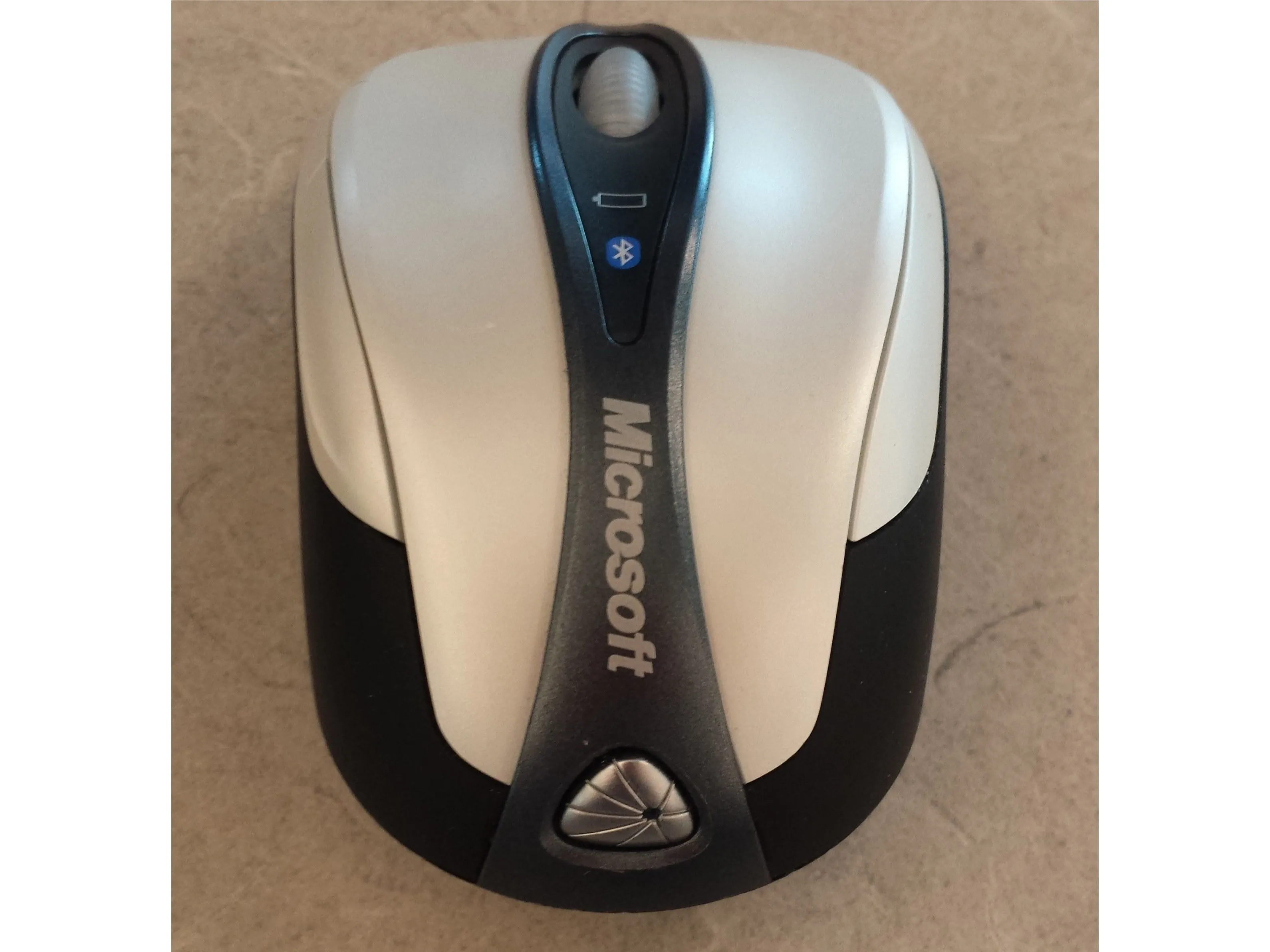 Разборка Microsoft Bluetooth Notebook Mouse 5000