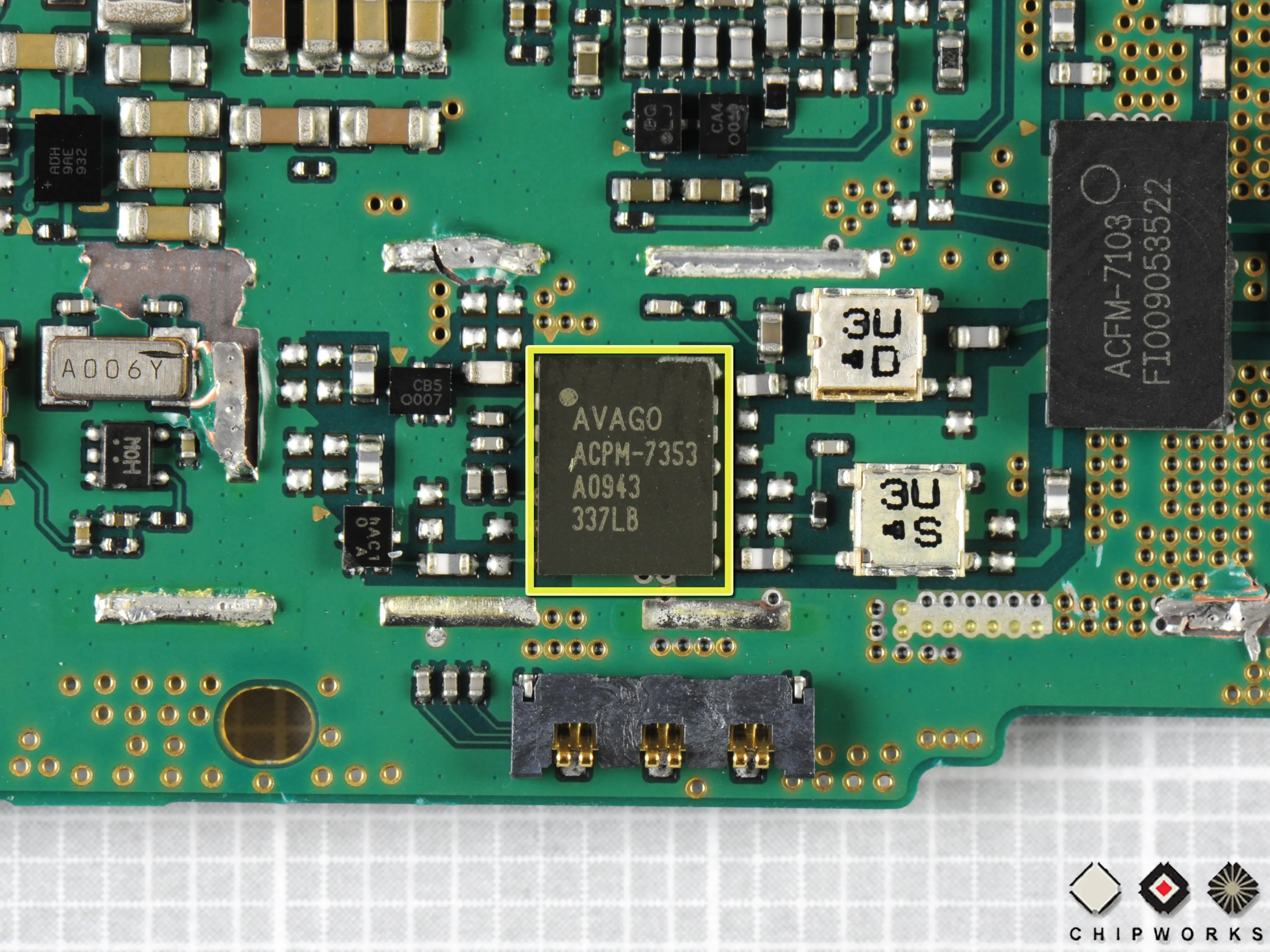 Microsoft Kin Two Teardown: шаг 12, изображение 3 из 3