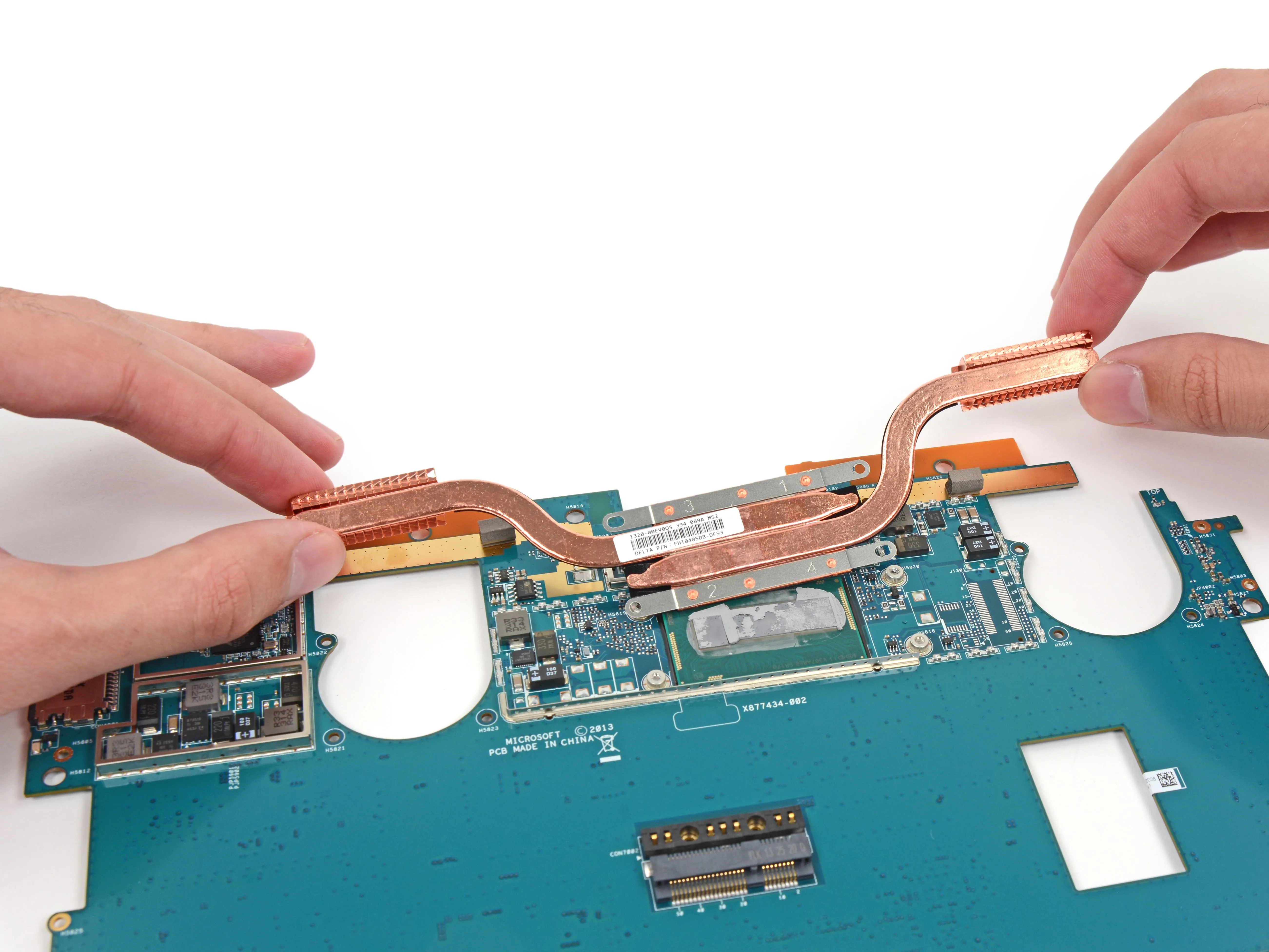 Microsoft Surface Pro 2 Teardown: шаг 5, изображение 3 из 3