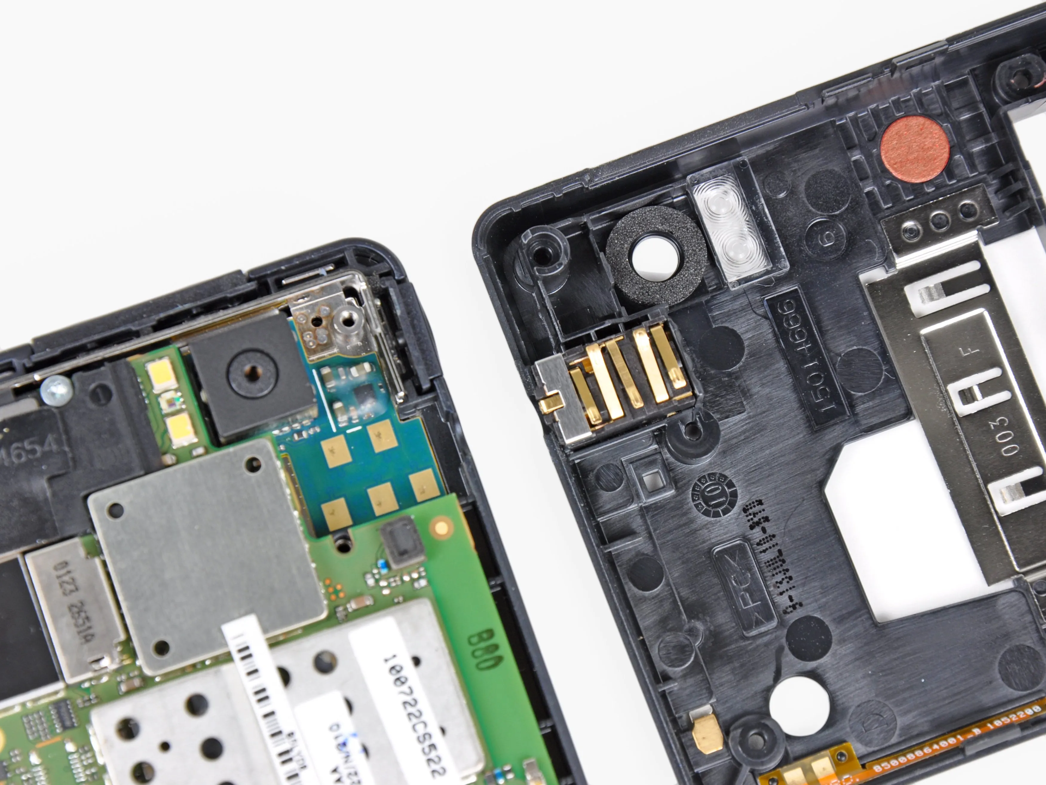 Motorola Droid 2 Teardown: шаг 9, изображение 1 из 1