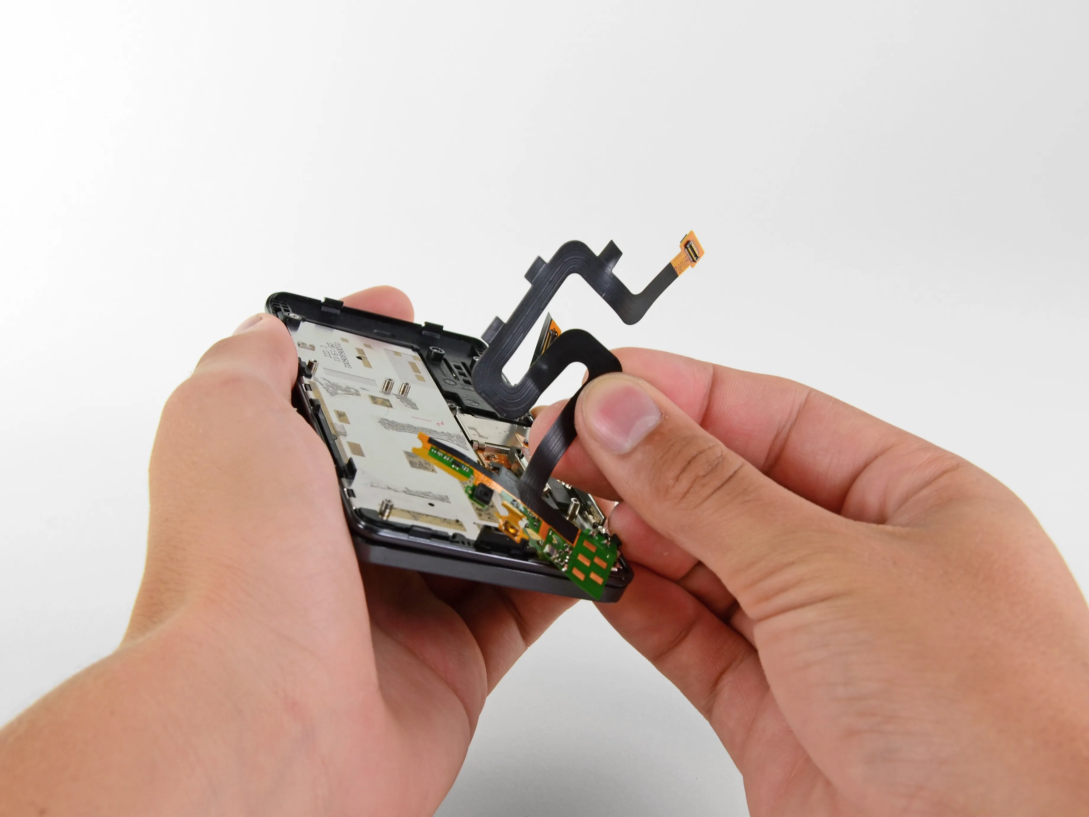 Motorola Droid 3 Teardown: шаг 10, изображение 1 из 2