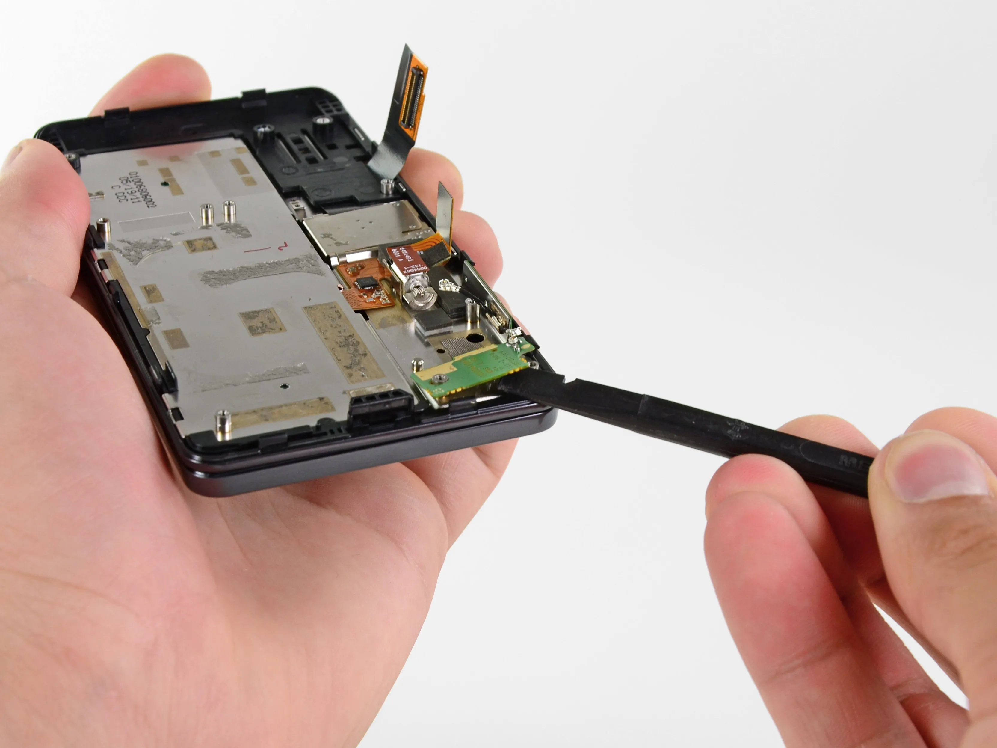 Motorola Droid 3 Teardown: шаг 11, изображение 1 из 3