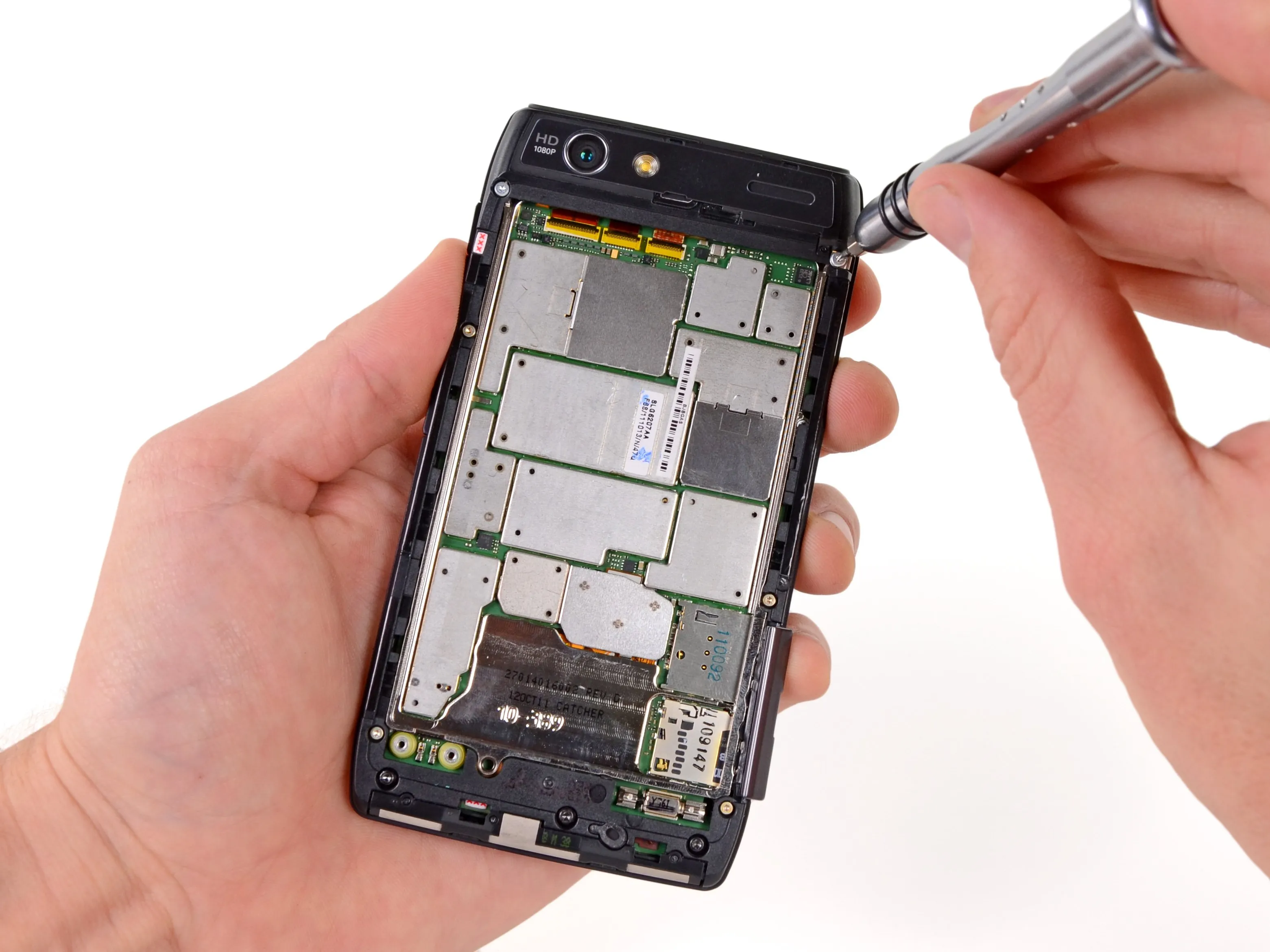 Motorola Droid RAZR Teardown: шаг 10, изображение 2 из 3