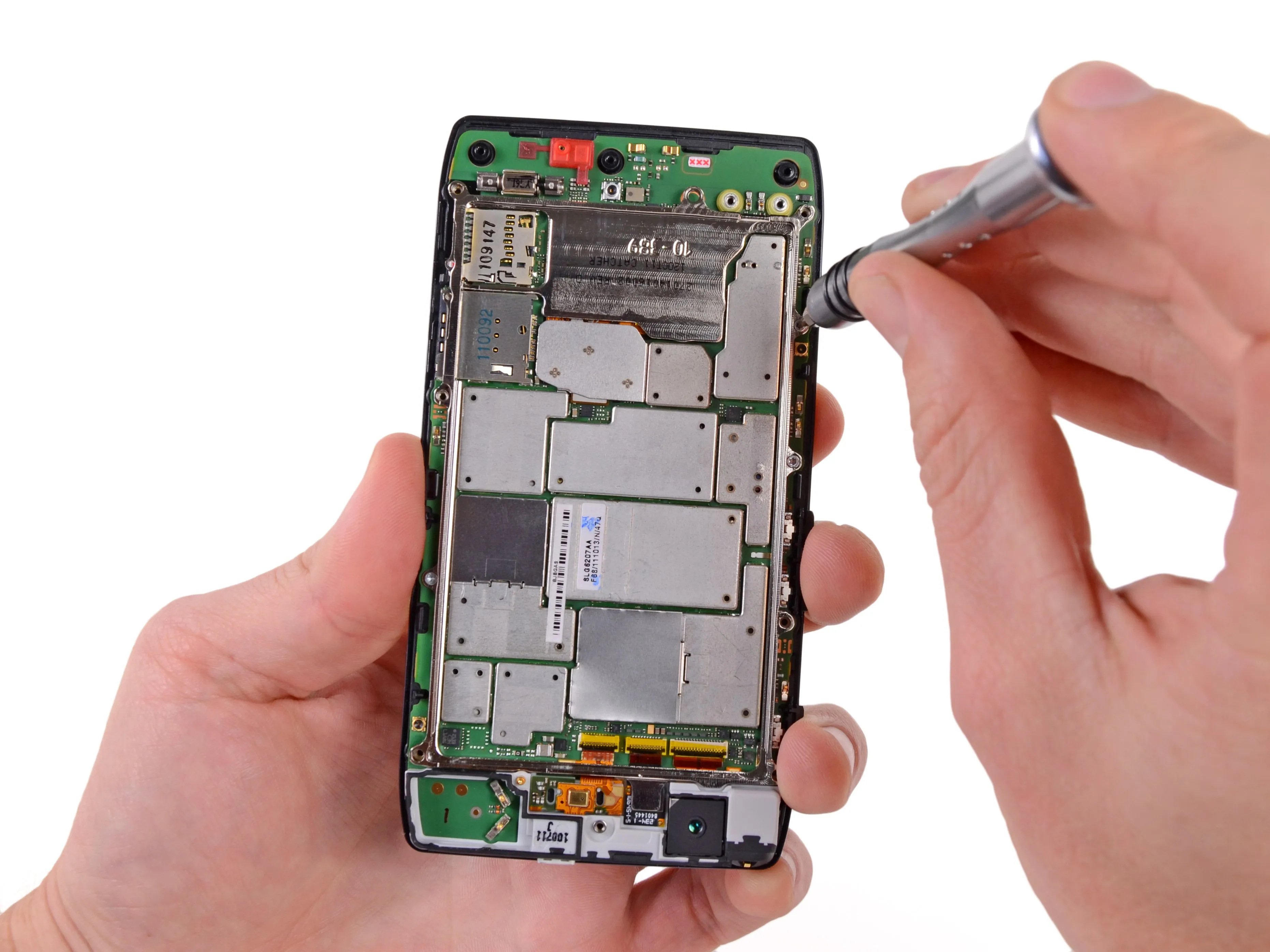 Motorola Droid RAZR Teardown: шаг 12, изображение 1 из 3