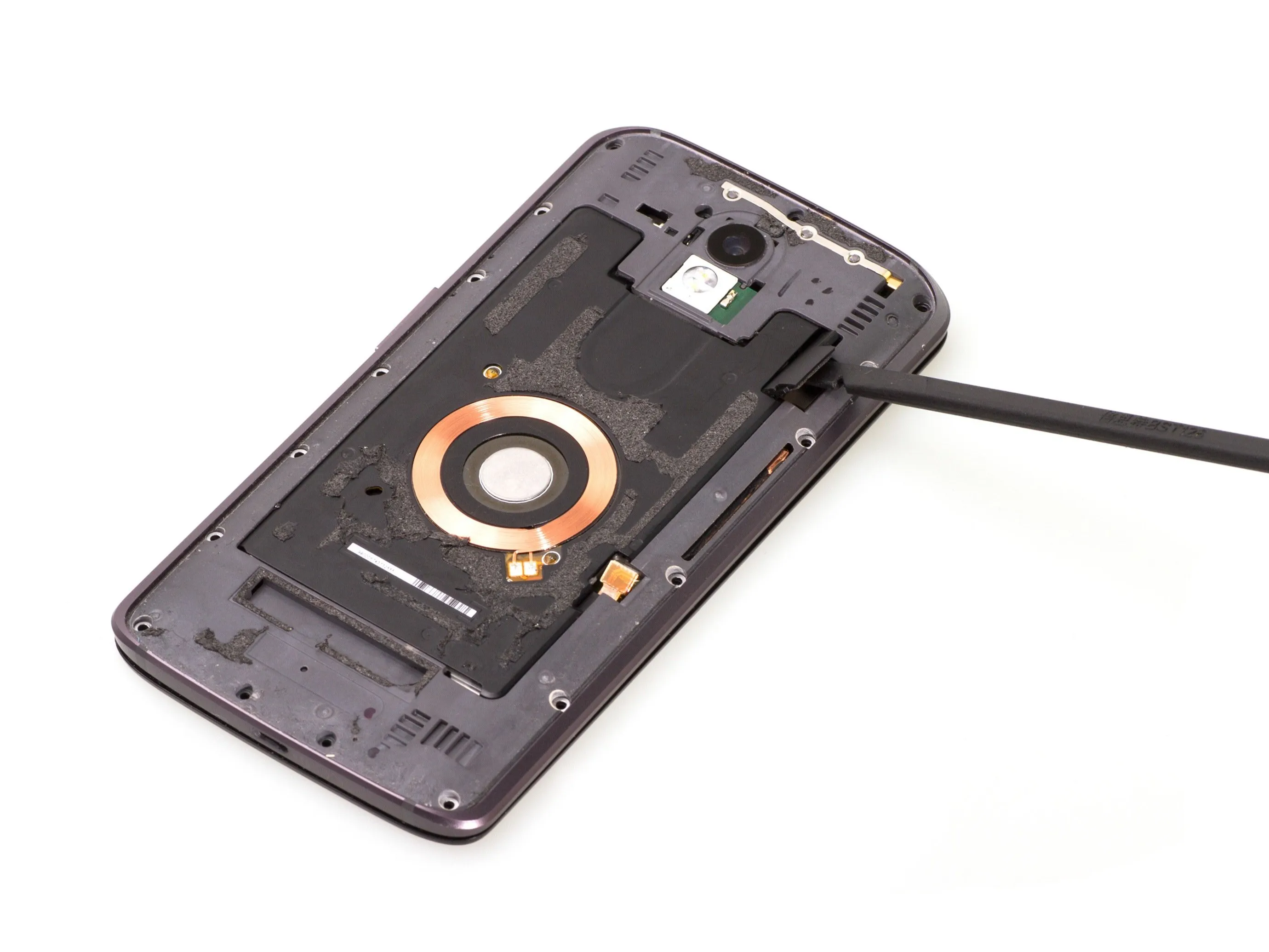 Motorola Moto X Force Teardown: шаг 5, изображение 1 из 3