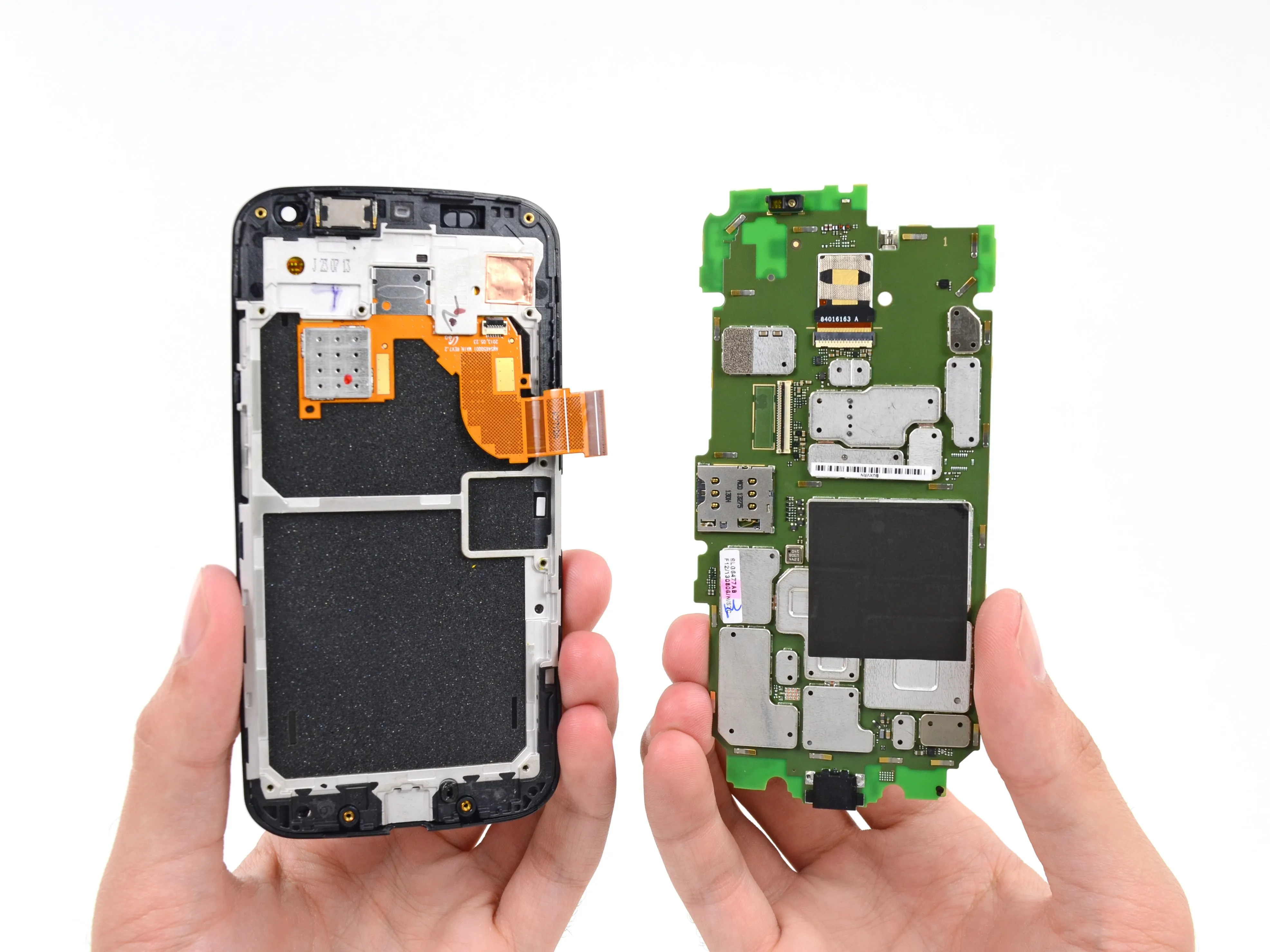 Motorola Moto X Teardown: шаг 13, изображение 2 из 2