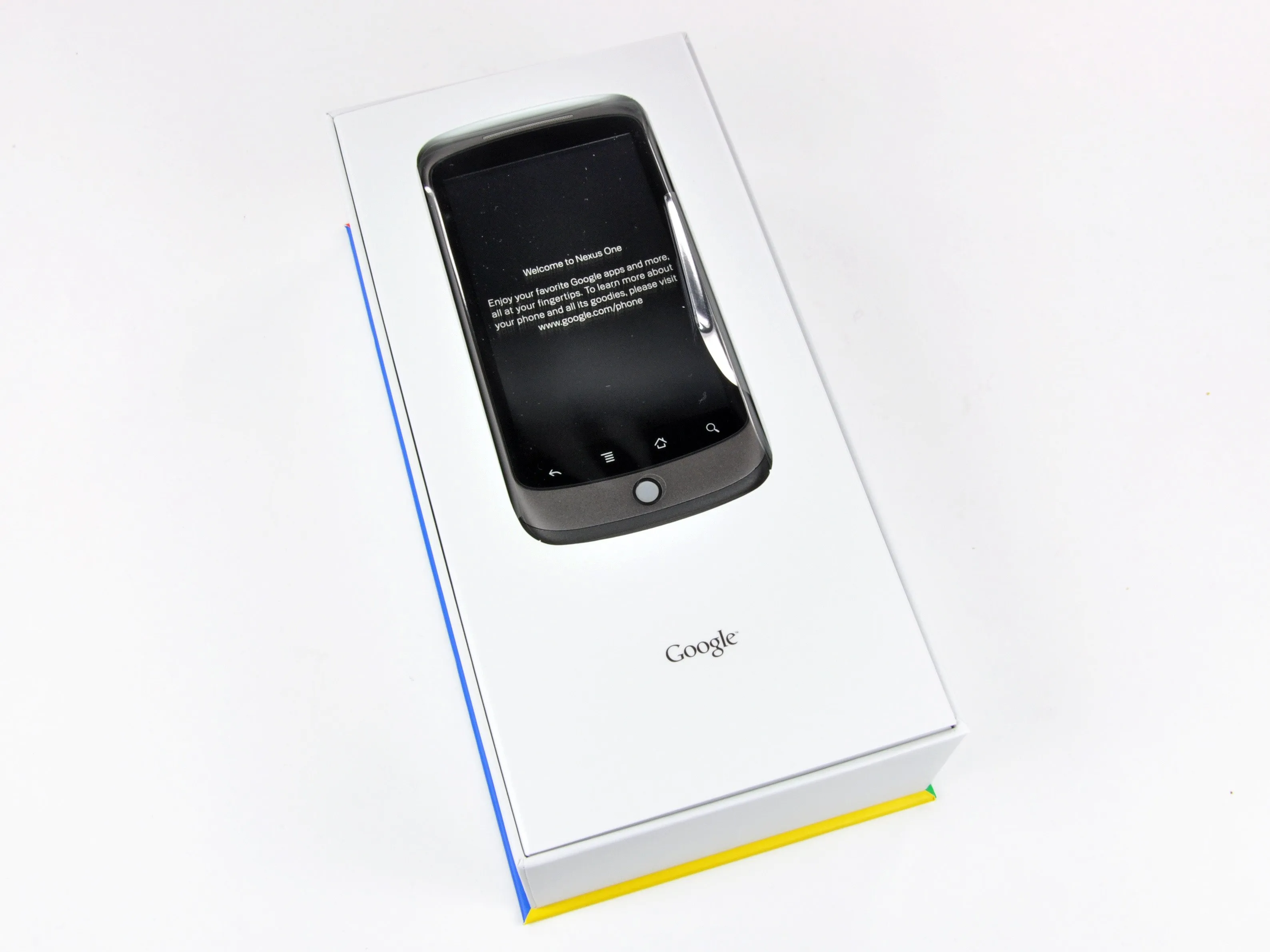 Разборка Nexus One, разборка Nexus One: шаг 1, изображение 2 из 3