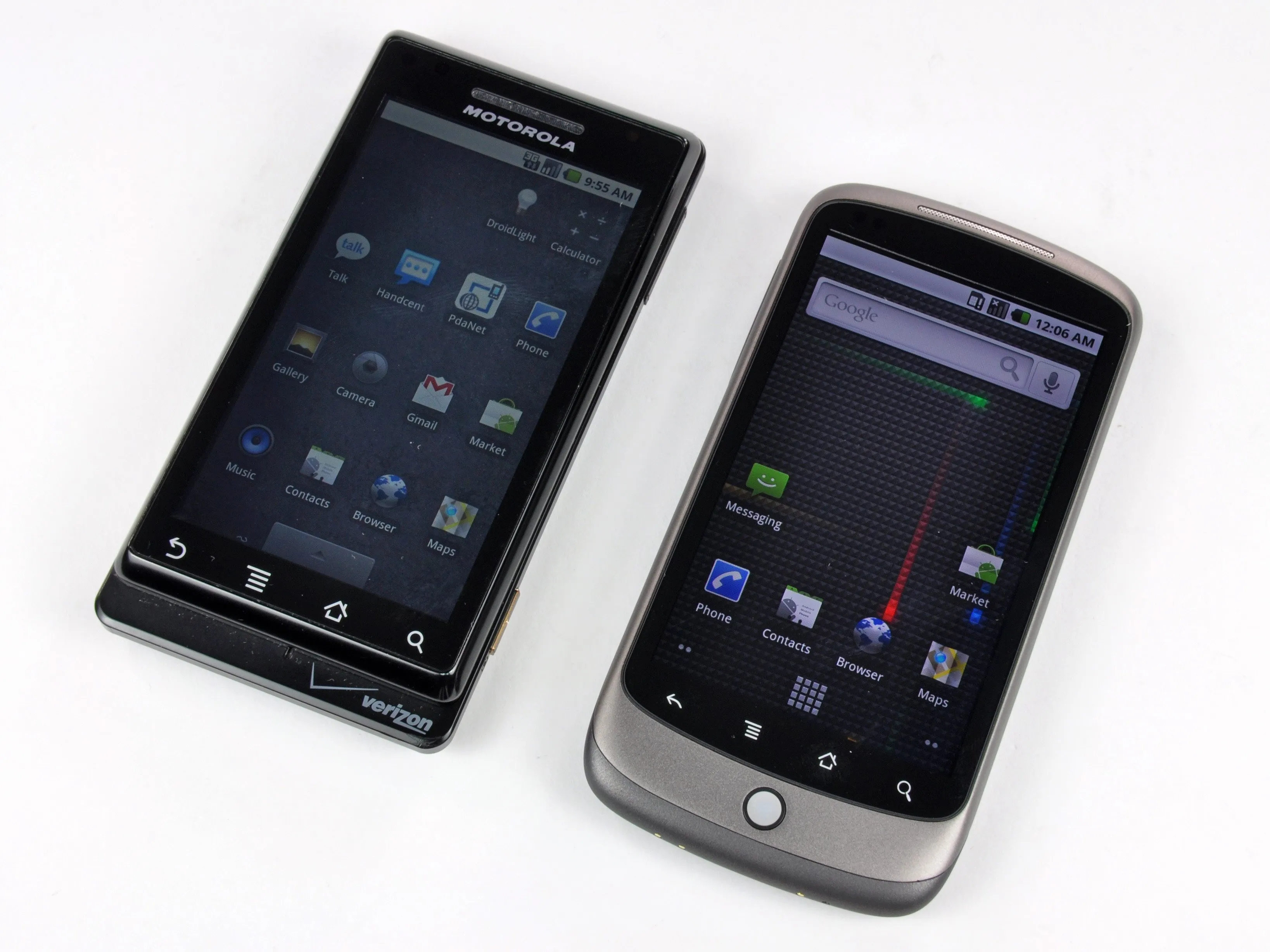 Разборка Nexus One: шаг 2, изображение 1 из 2