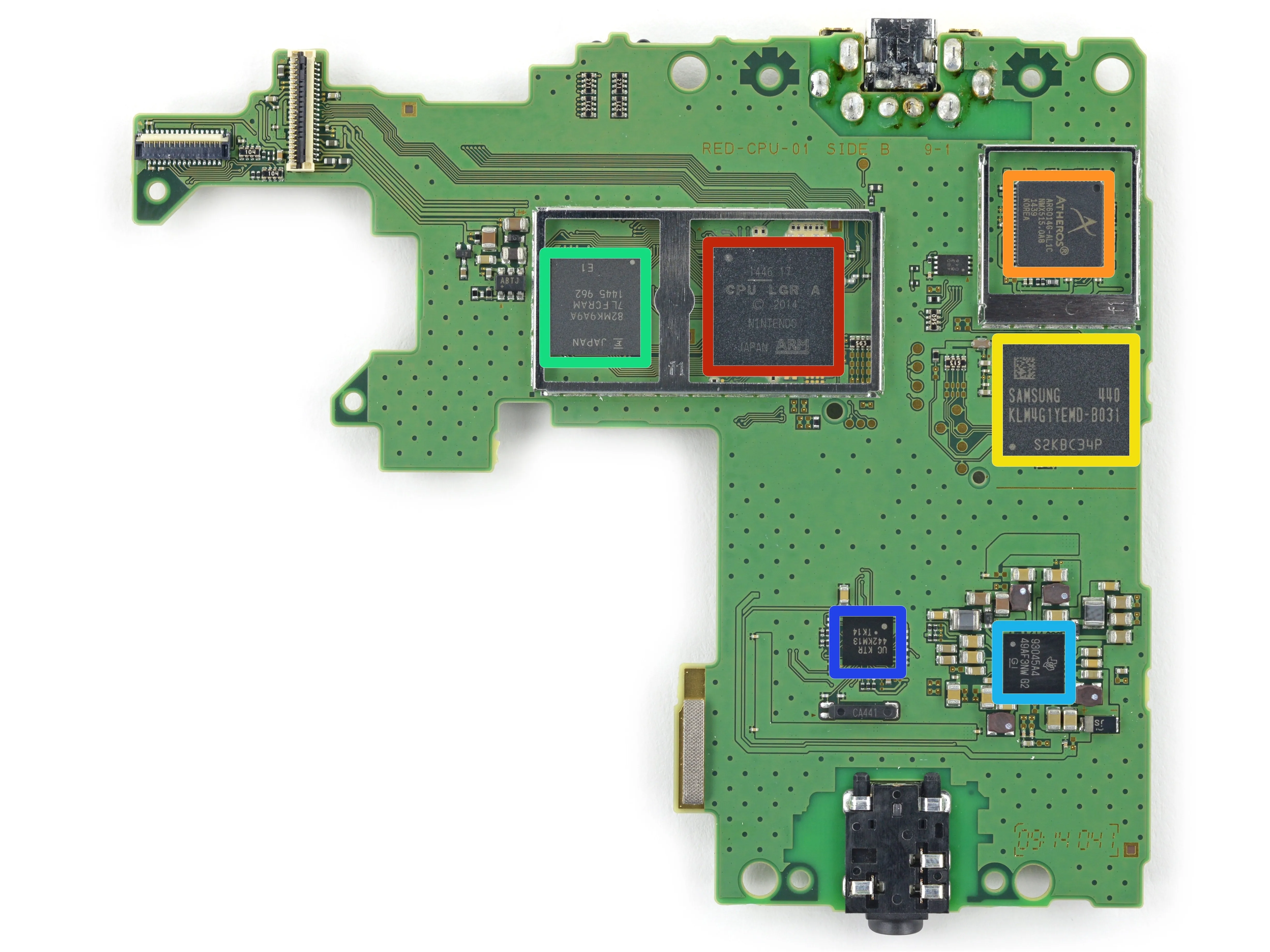 Разборка Nintendo 3DS XL 2015: шаг 13, изображение 1 из 1