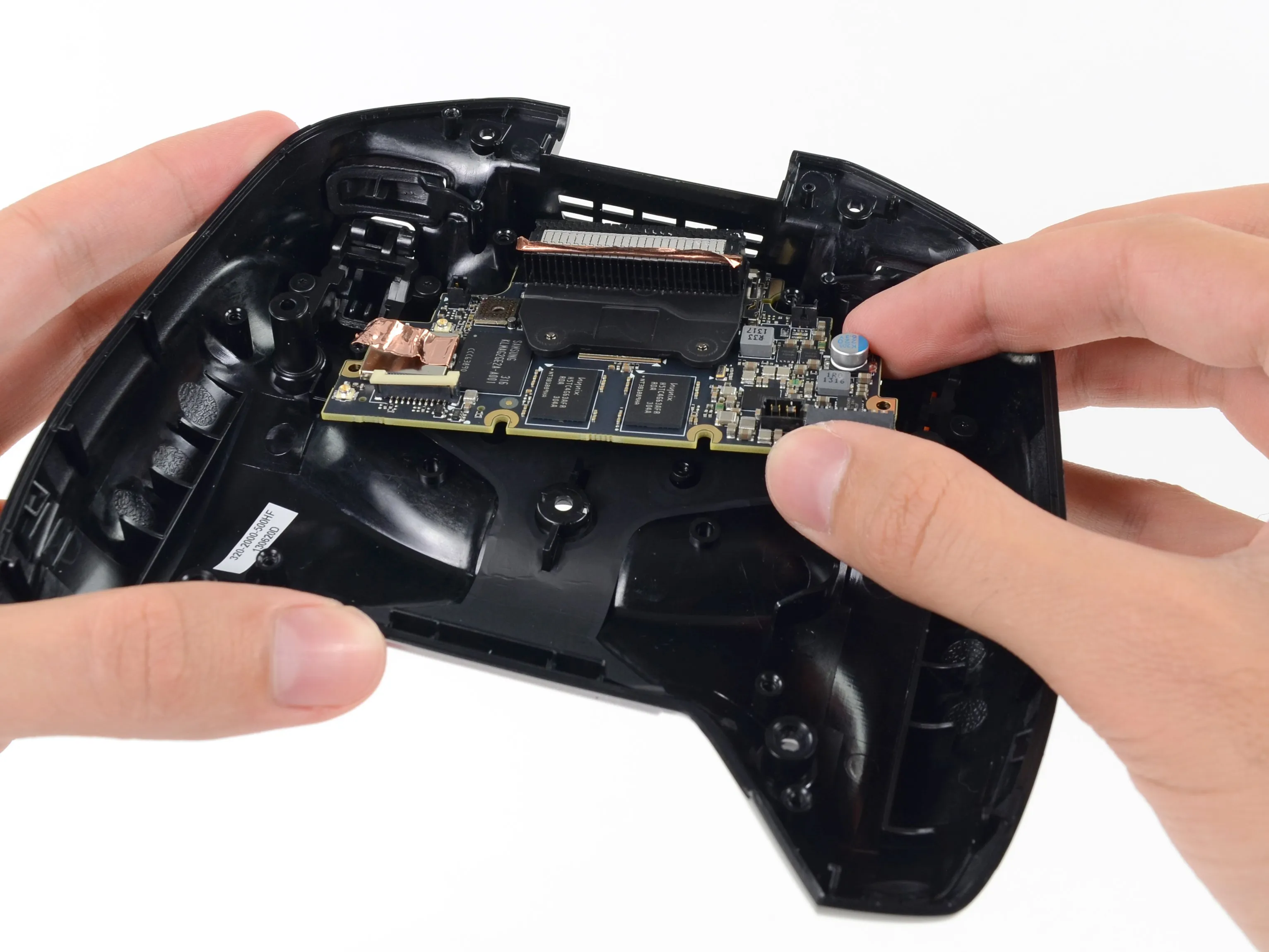 Nvidia Shield Portable Teardown: шаг 16, изображение 1 из 3