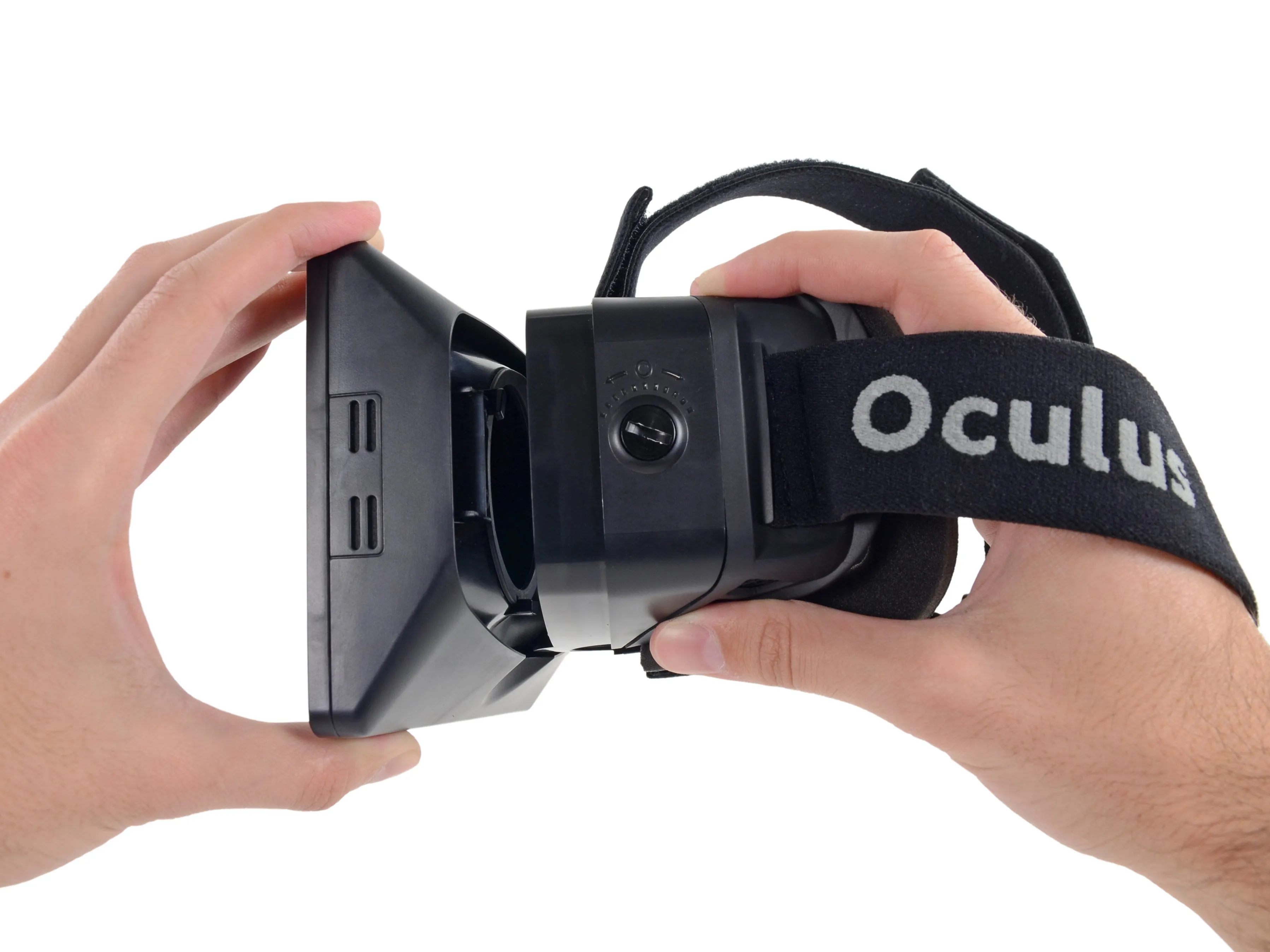 Разборка Oculus Rift DK1: шаг 6, изображение 2 из 3