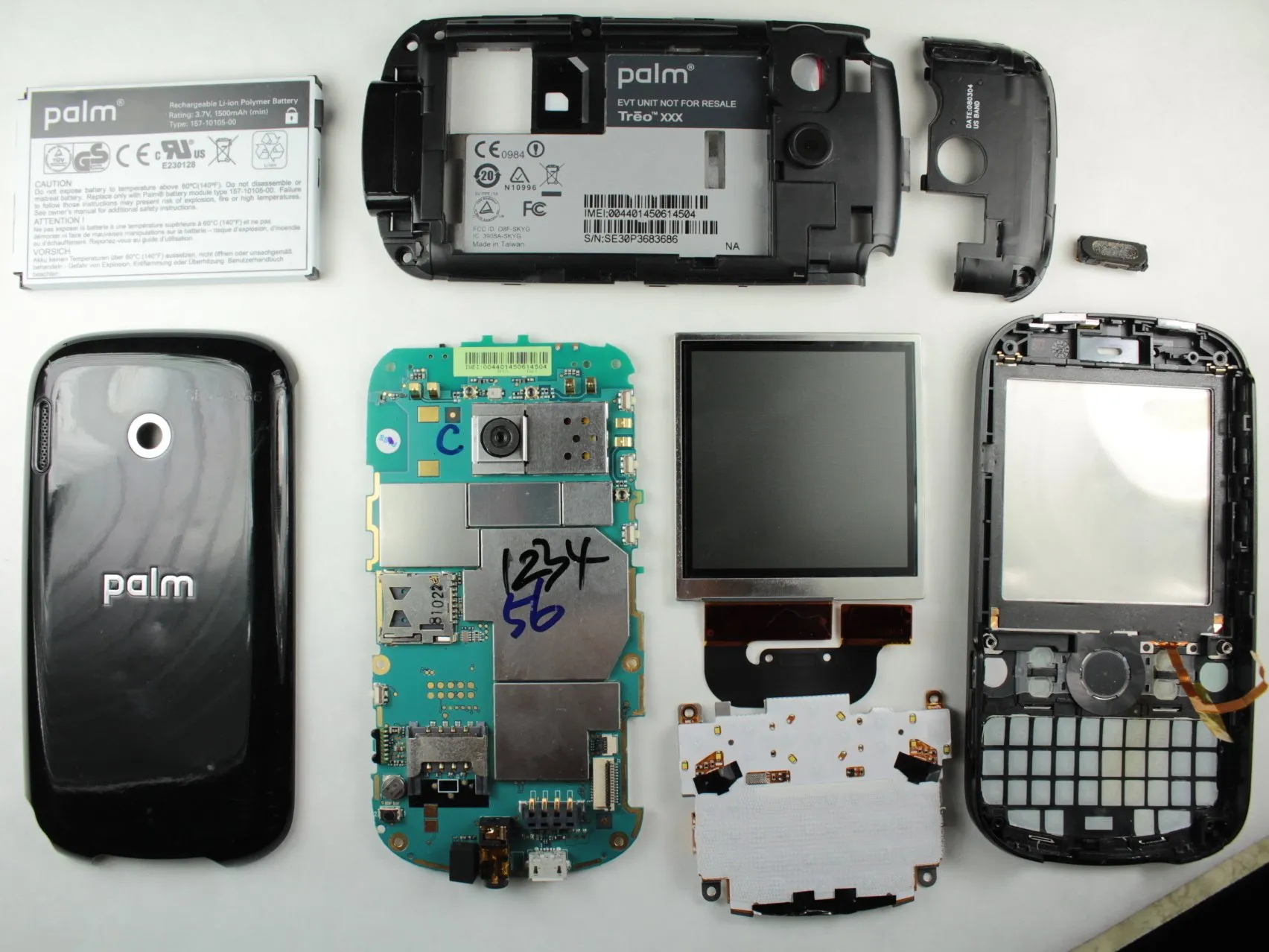 Palm Treo Pro Teardown, Palm Treo Pro Teardown: шаг 20, изображение 1 из 1