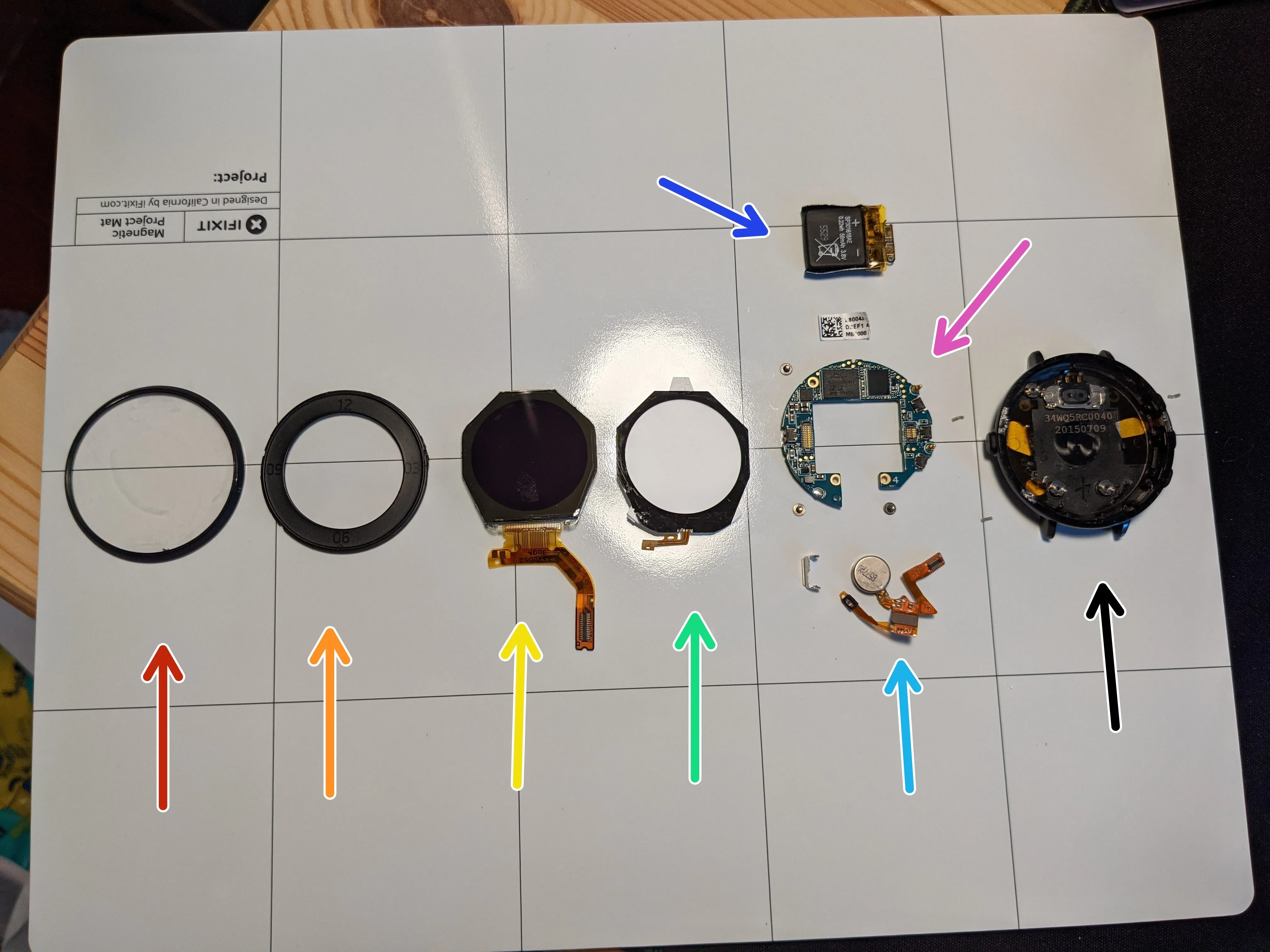 Pebble Time Round Teardown, Взгляните на свою работу: шаг 13, изображение 1 из 1