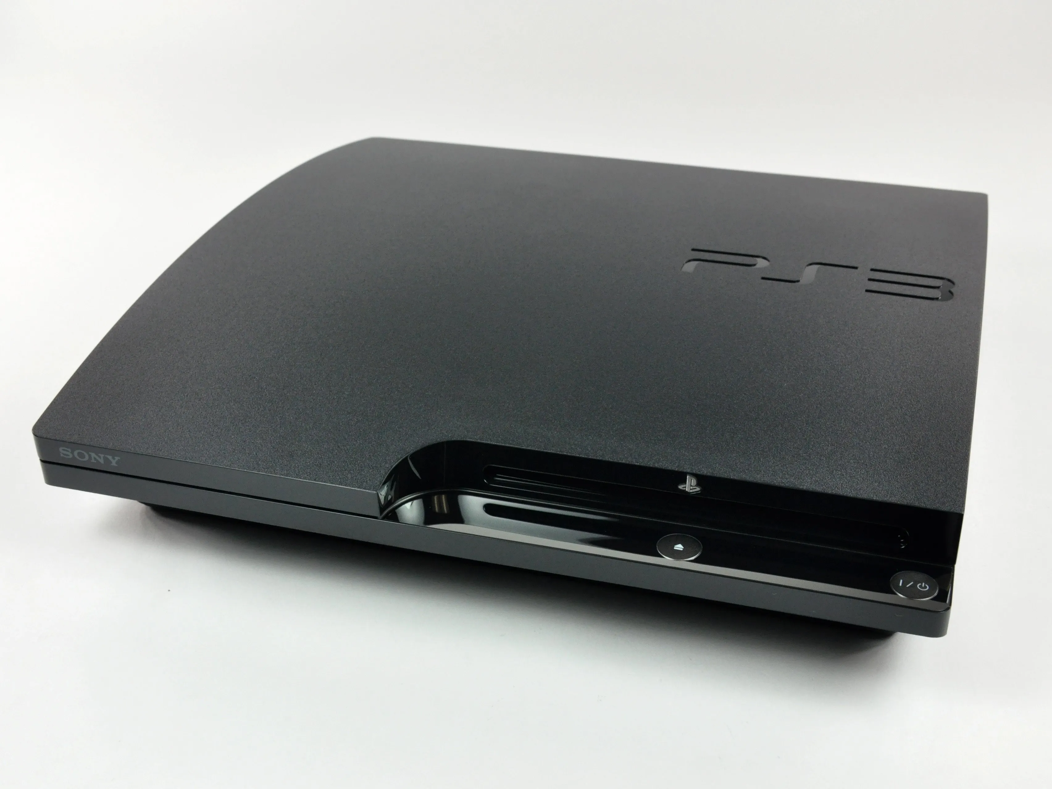 Разбор PlayStation 3 Slim: шаг 2, изображение 1 из 3