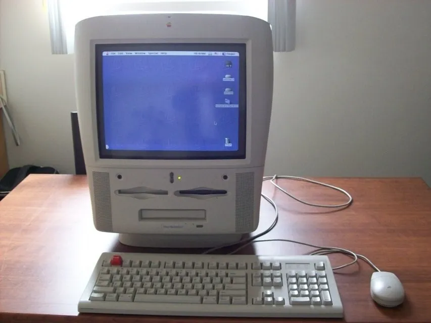 Разборка PowerMac G3 All-In-One