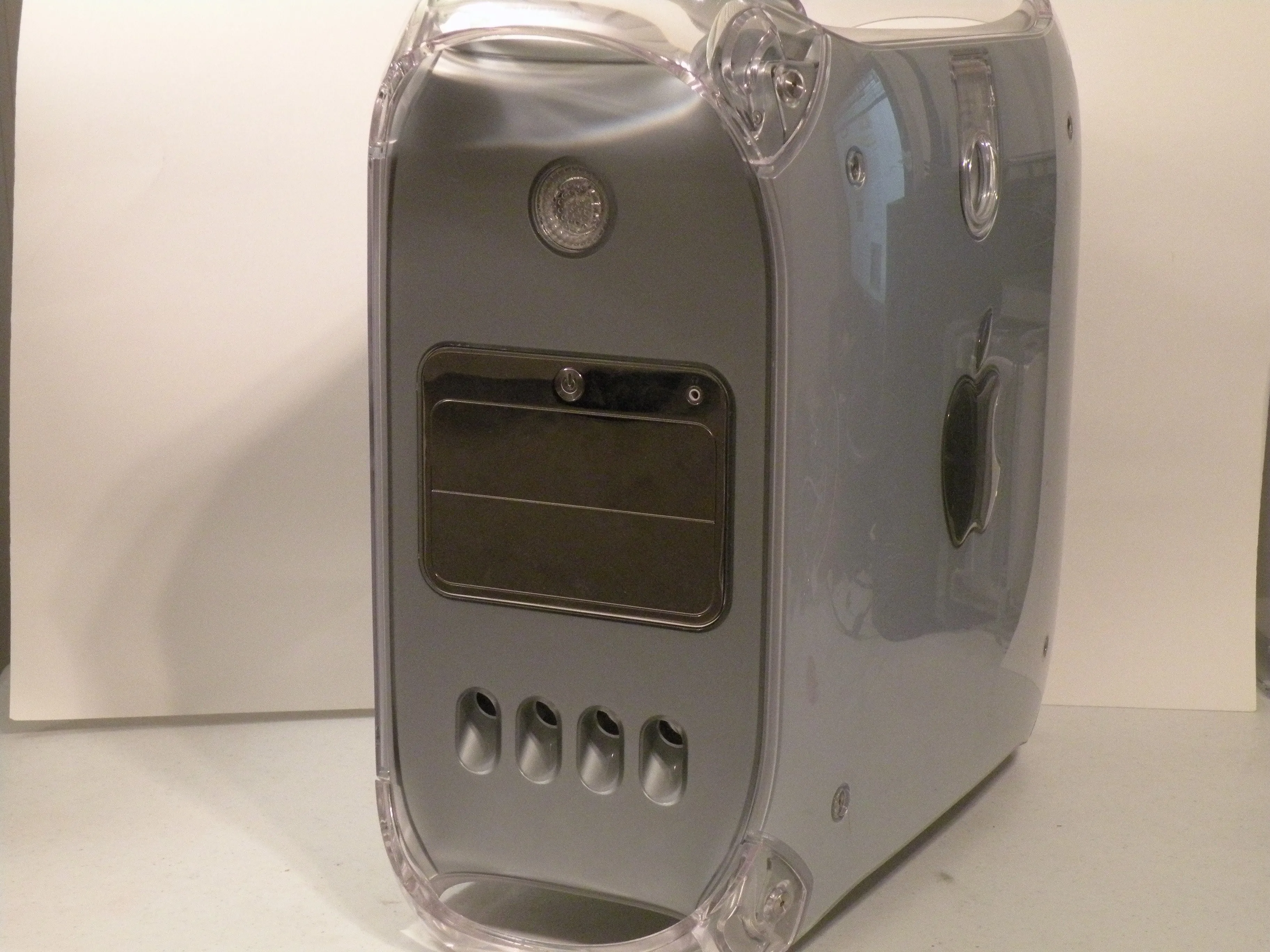 Разборка Powermac G4 MDD (Mirrored Drive Doors)