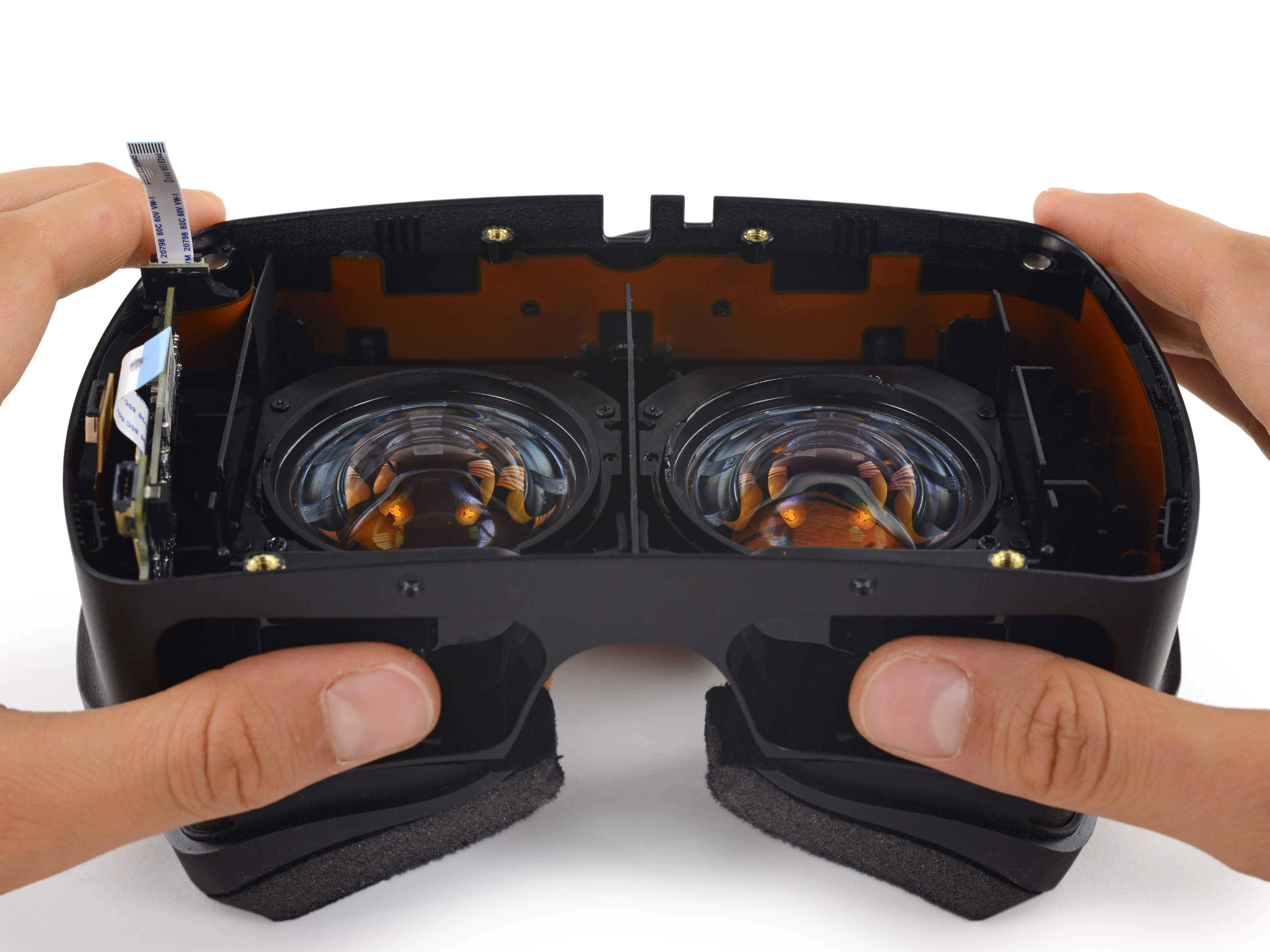 Razer OSVR HDK 2 Teardown: шаг 10, изображение 2 из 2