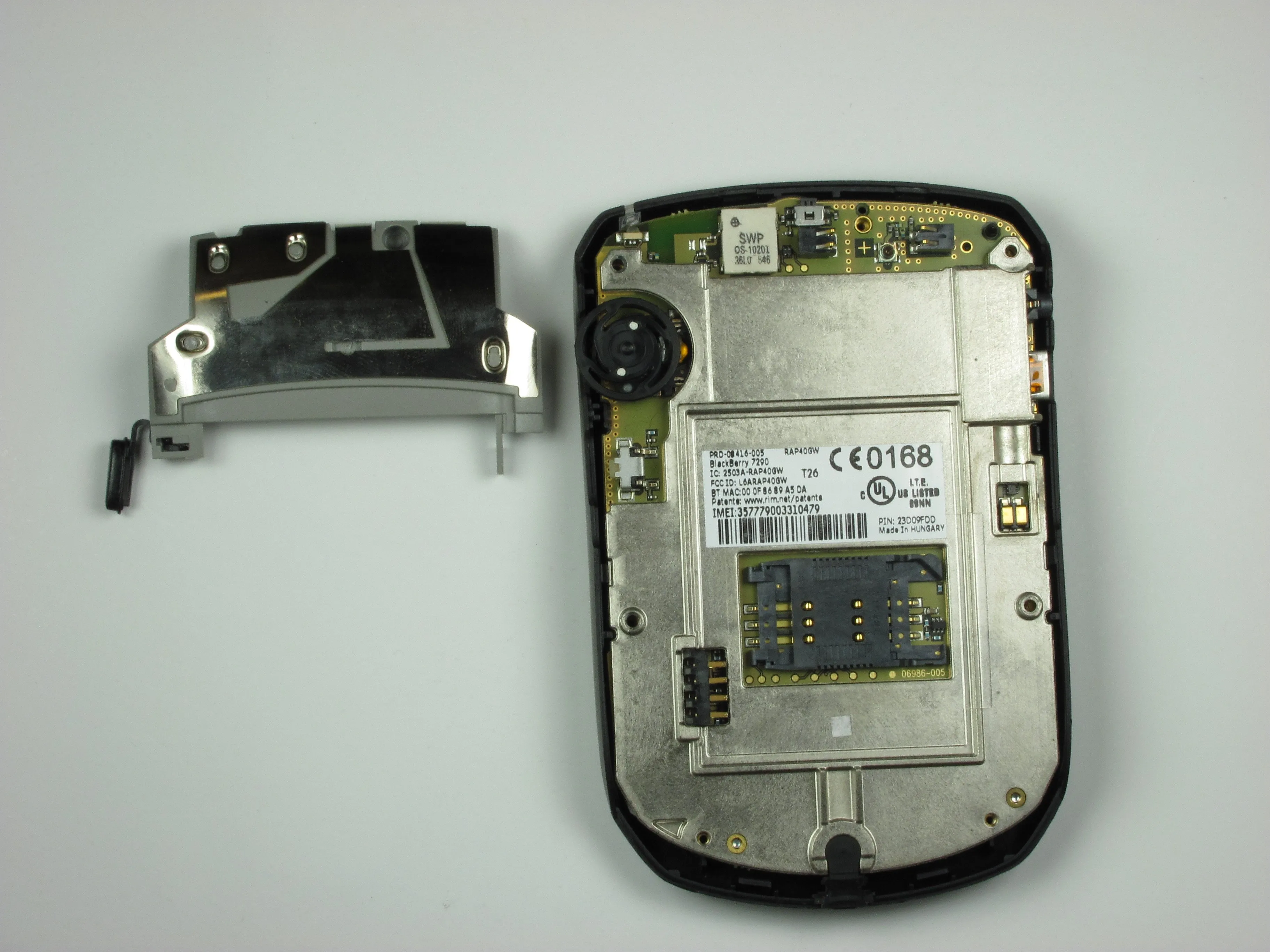 RIM Blackberry 7290 Teardown: шаг 9, изображение 2 из 2