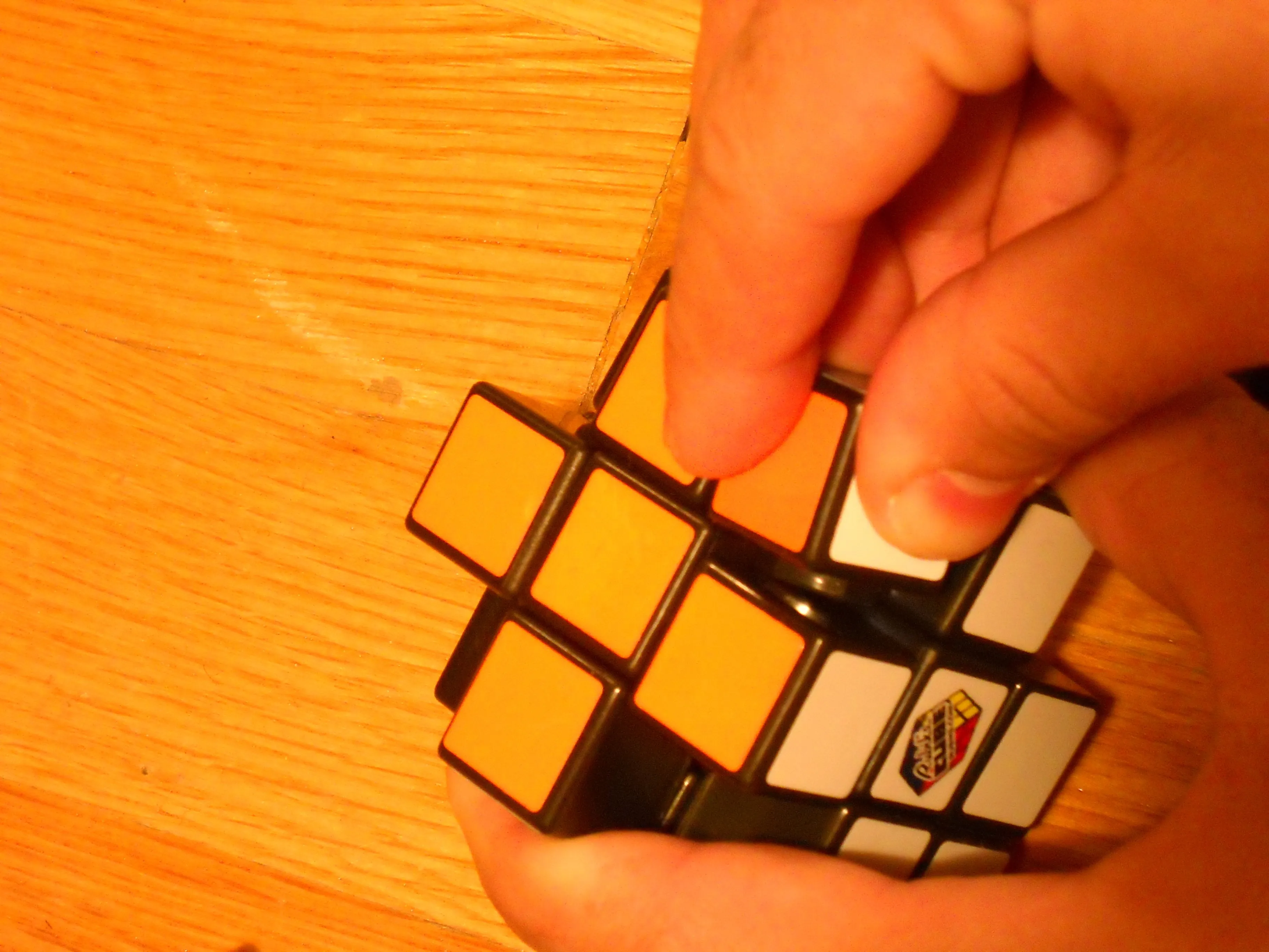 Рубик's Cube Teardown: step 3, image 2 of 2