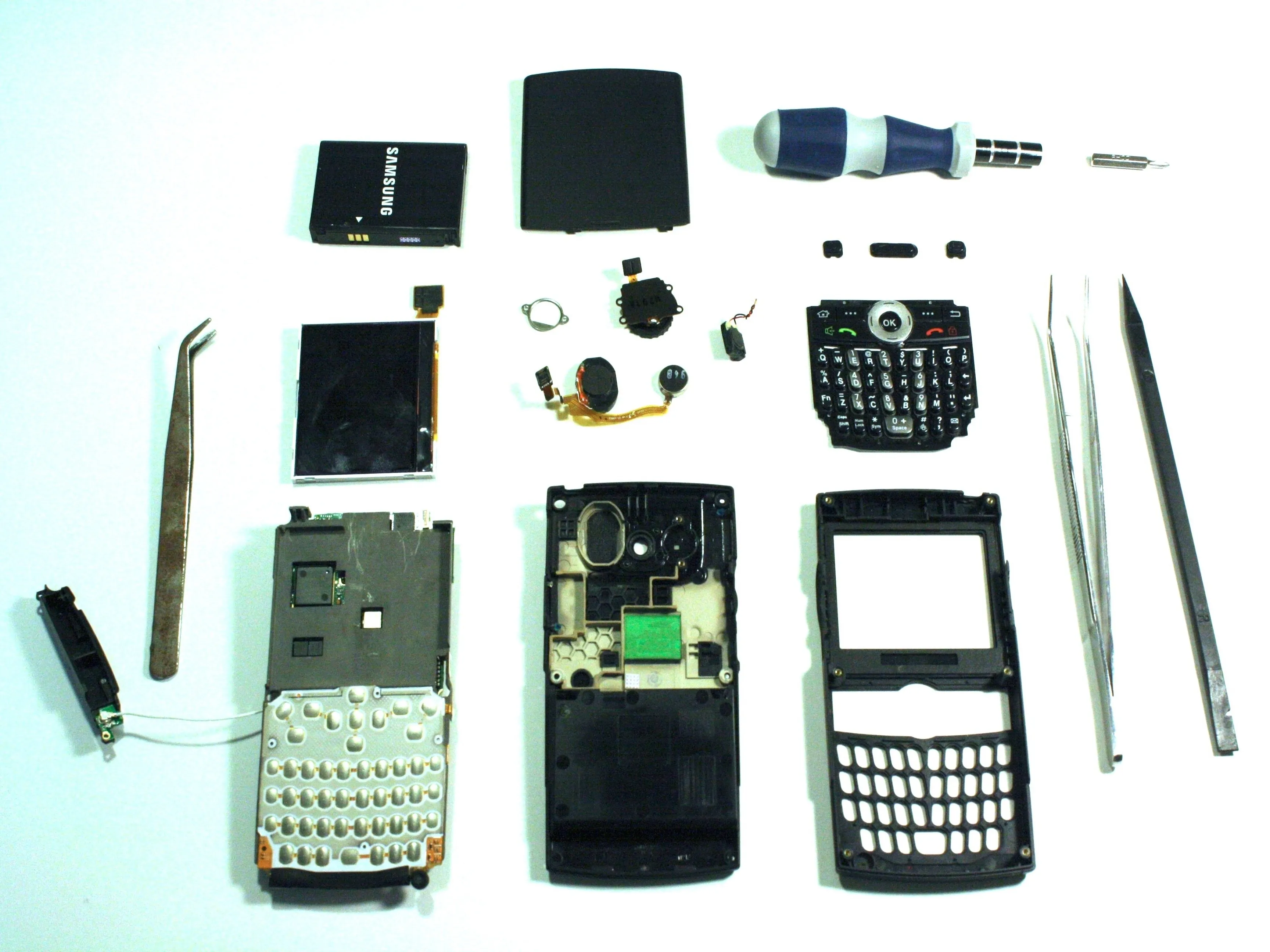 Samsung BlackJack Teardown, Samsung BlackJack Teardown: шаг 1, изображение 1 из 1