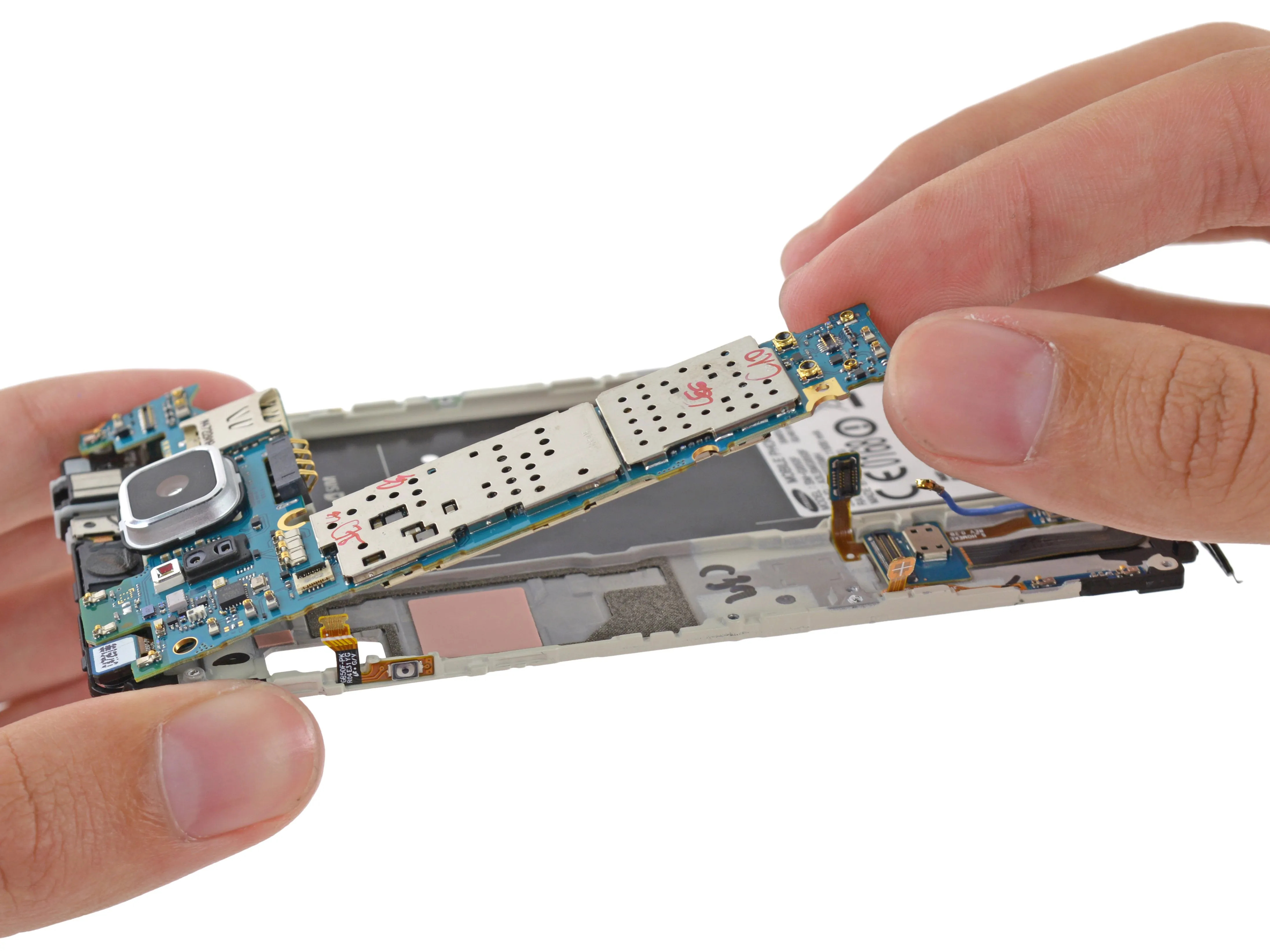 Samsung Galaxy Alpha Teardown: шаг 12, изображение 2 из 2