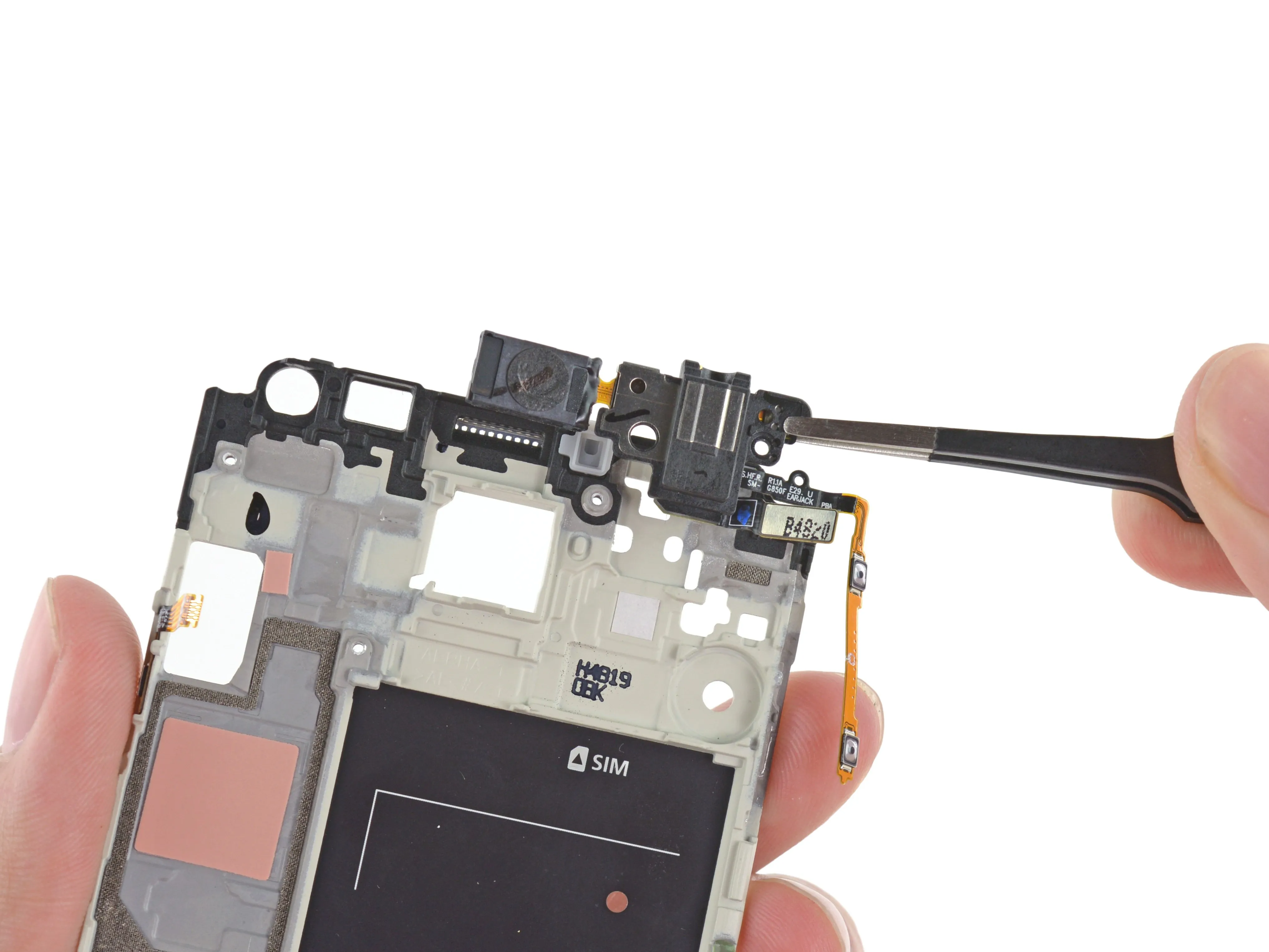 Samsung Galaxy Alpha Teardown: шаг 19, изображение 2 из 3