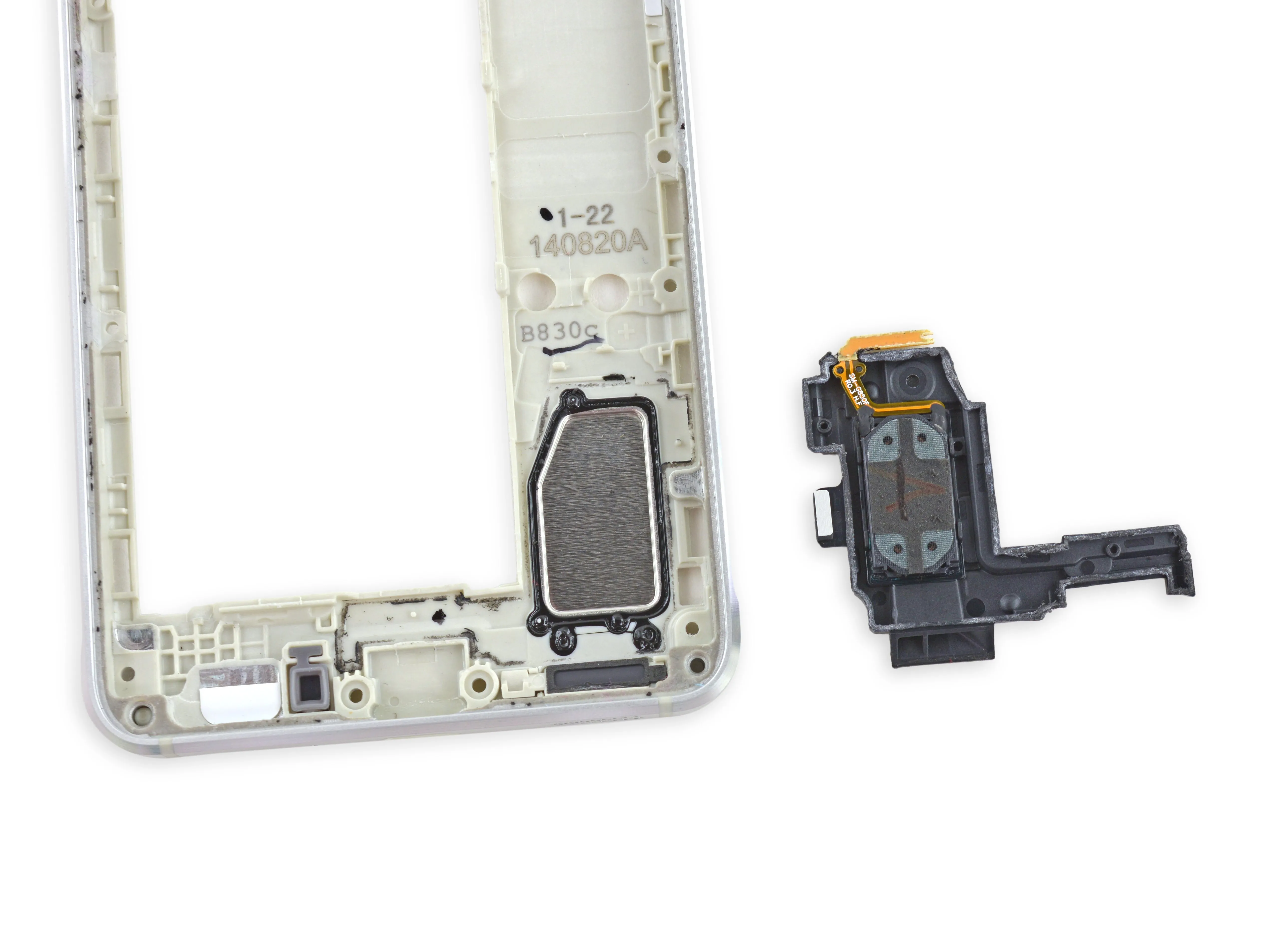 Samsung Galaxy Alpha Teardown: шаг 21, изображение 3 из 3