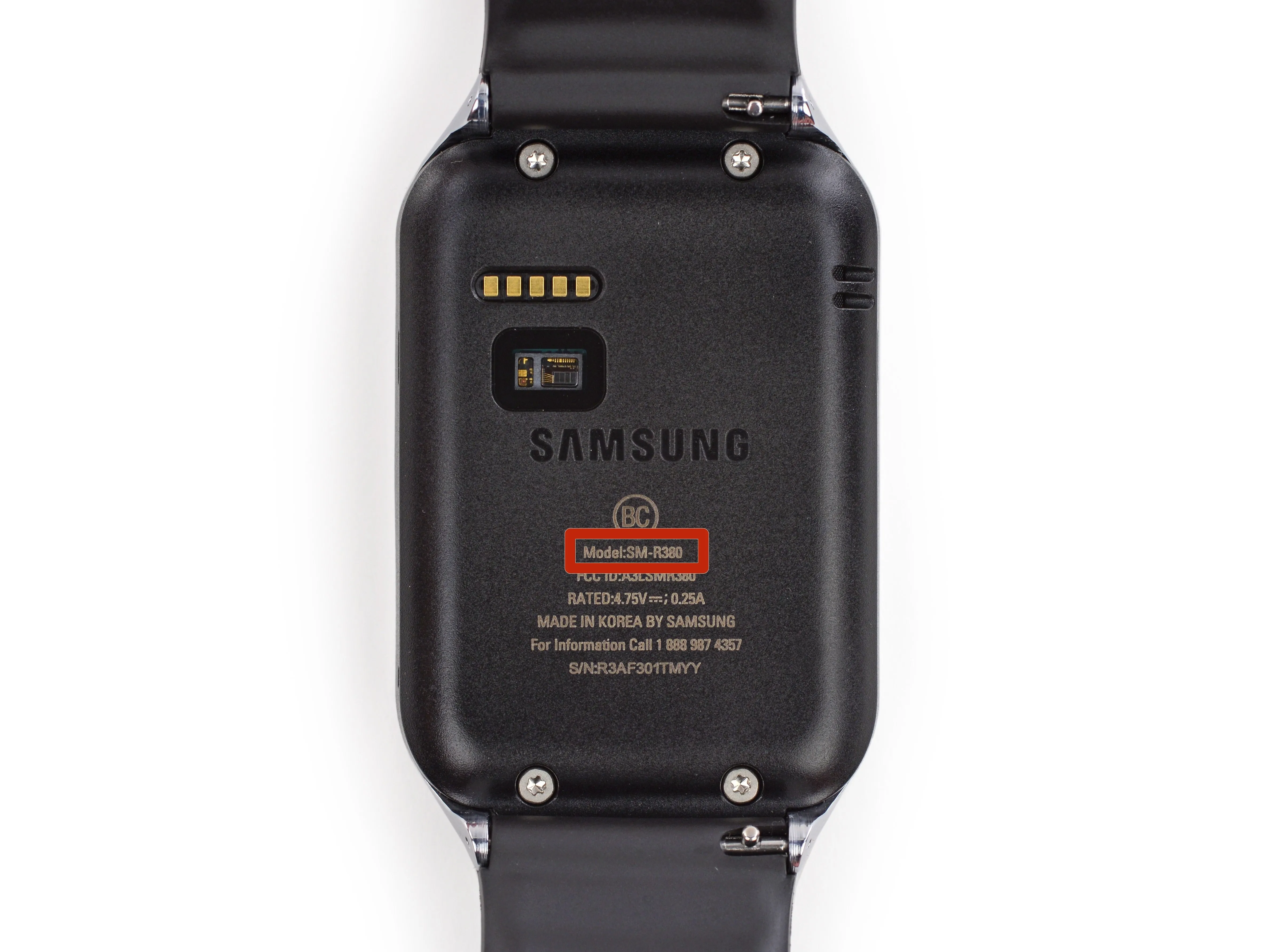 Samsung Gear 2 Teardown: шаг 3, изображение 1 из 3