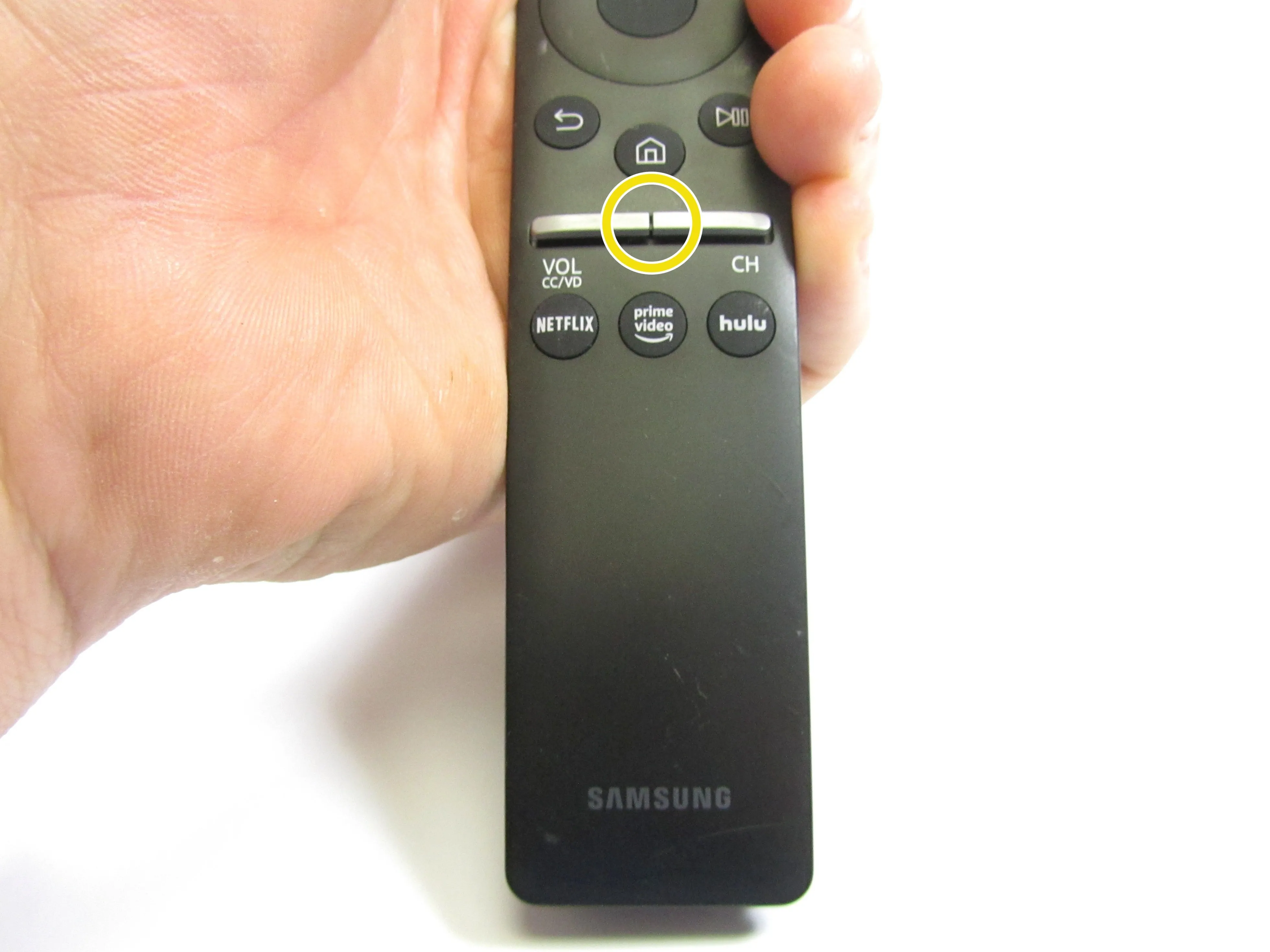 Samsung QLED TV Smart Remote Teardown: шаг 8, изображение 2 из 2