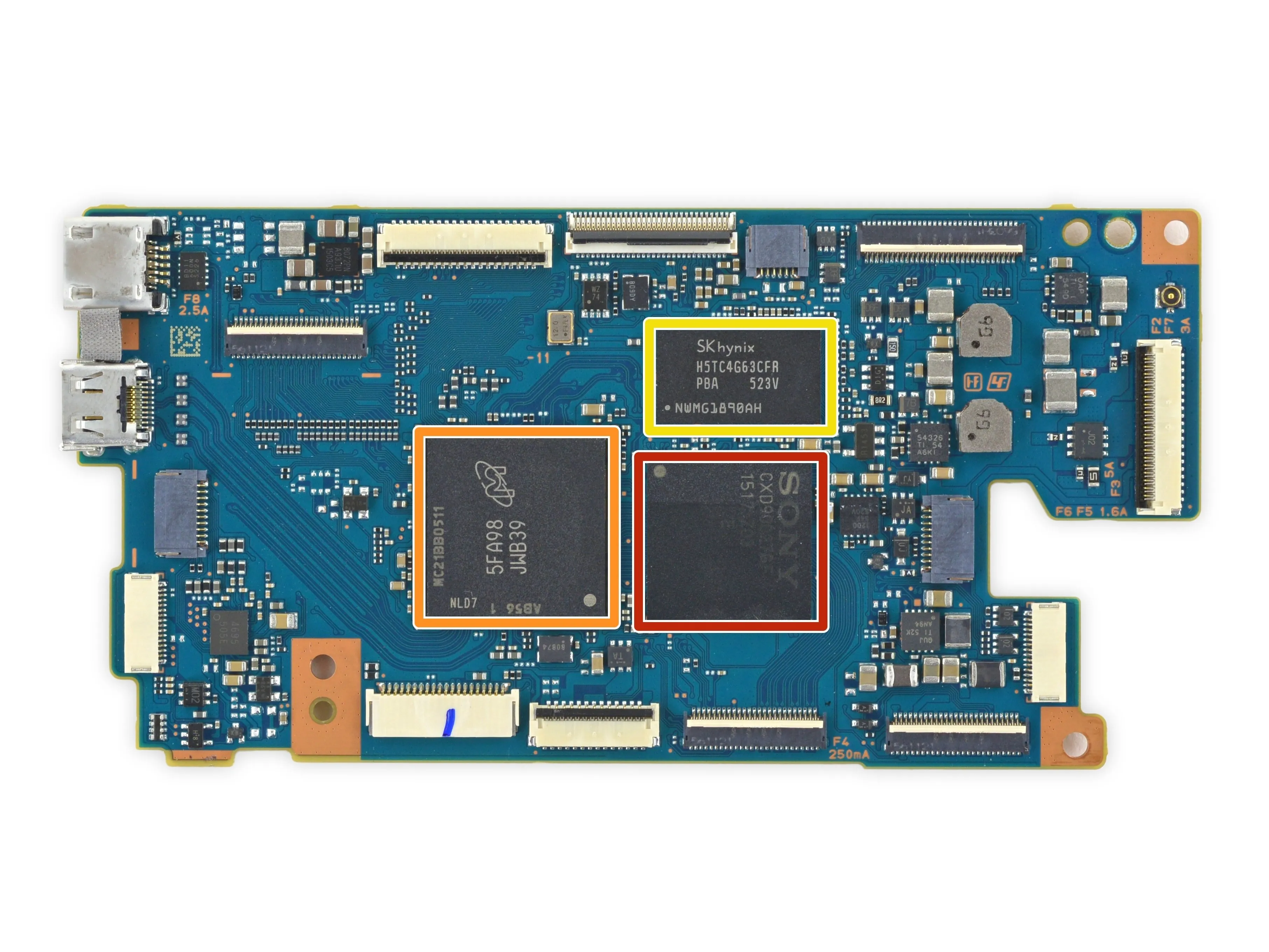 Sony a7R II Teardown: шаг 11, изображение 1 из 3