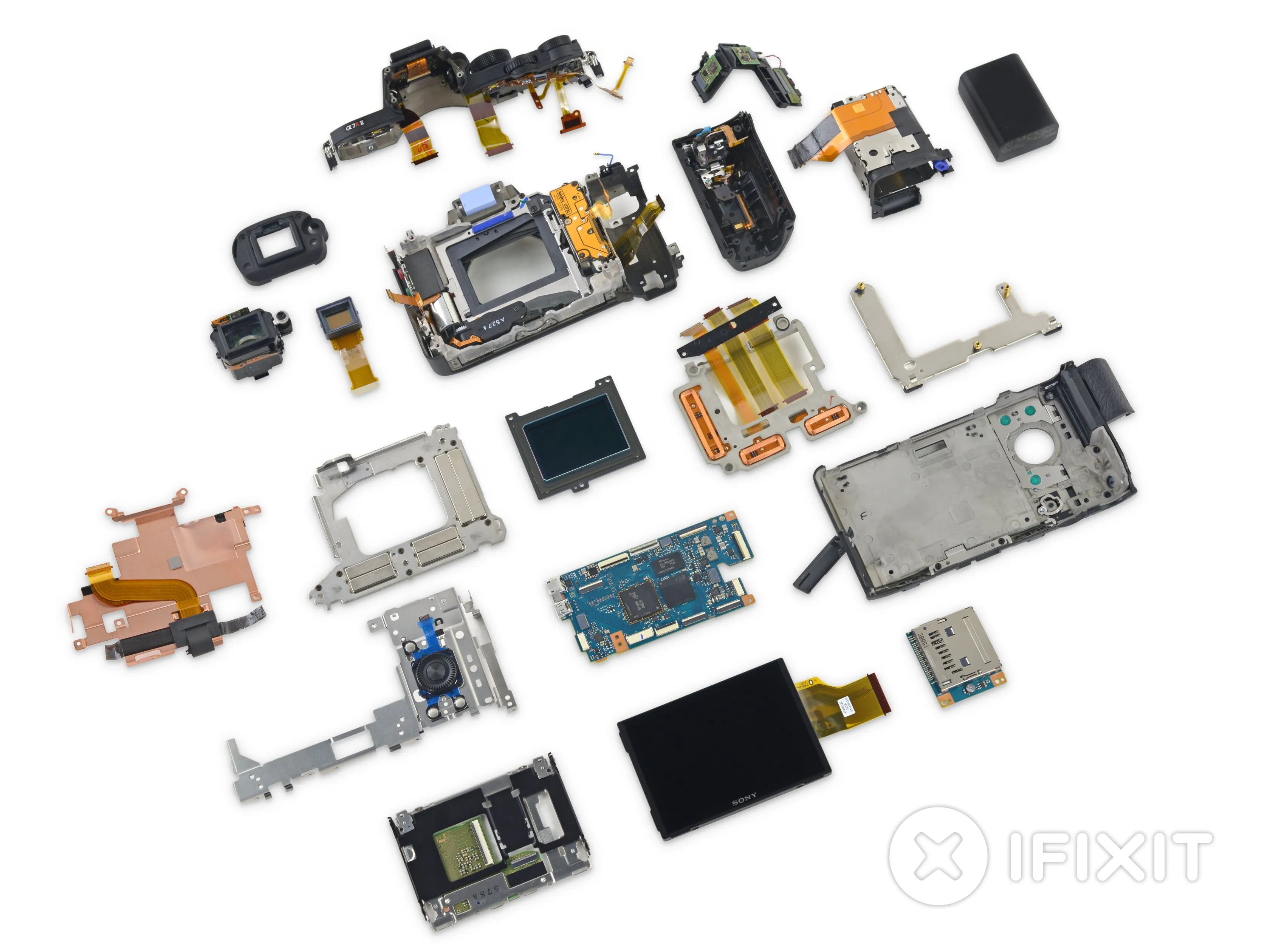 Sony a7R II Teardown: шаг 20, изображение 1 из 3