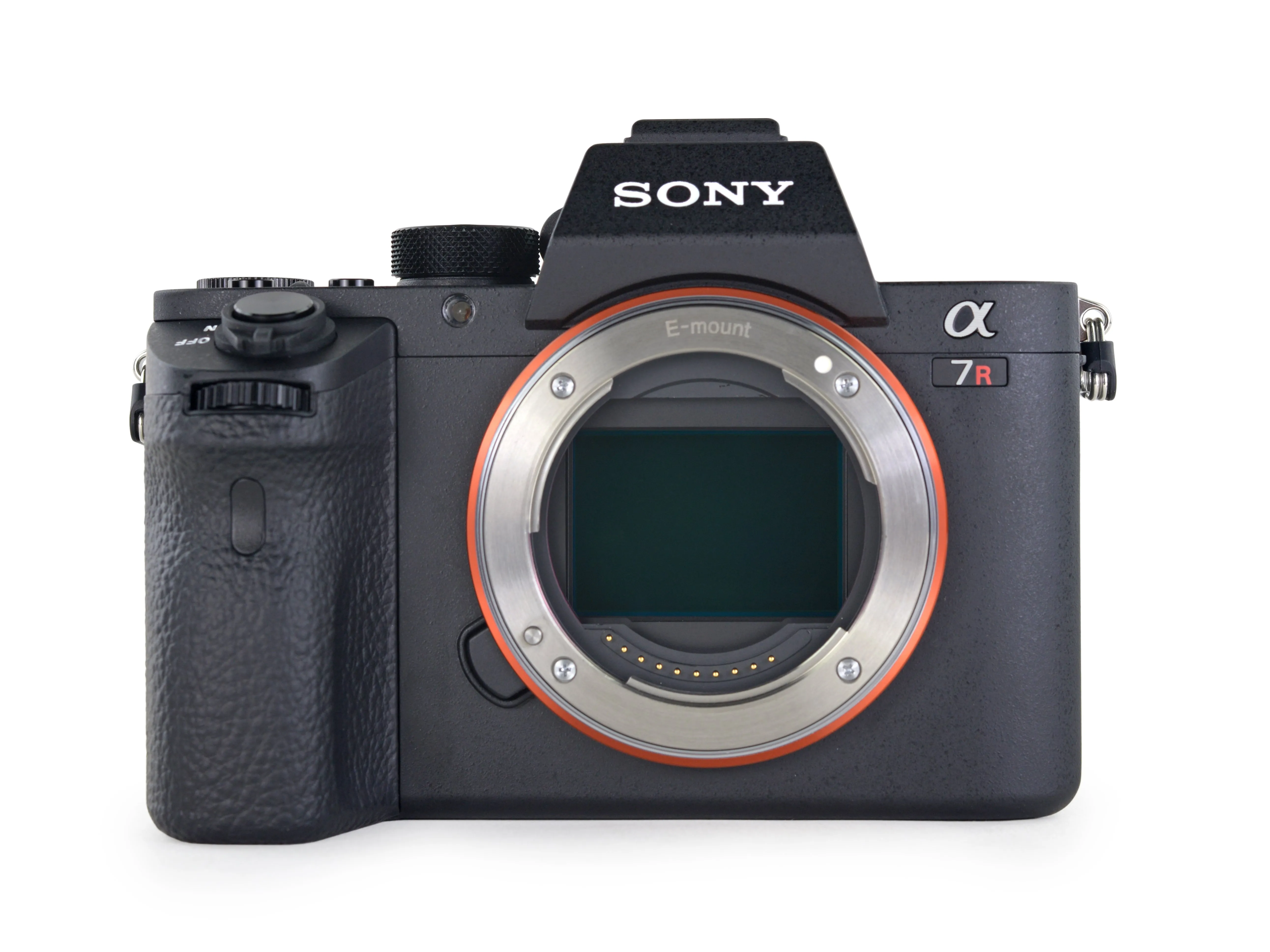 Sony a7R II Teardown: шаг 3, изображение 1 из 2