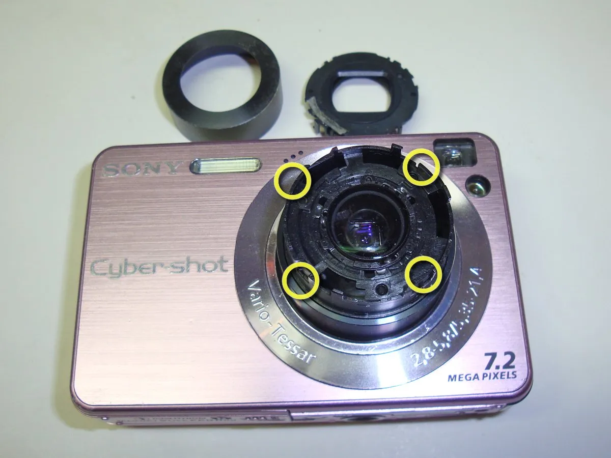 Разборка Sony Cyber-Shot DSC-W120: шаг 3, изображение 3 из 3