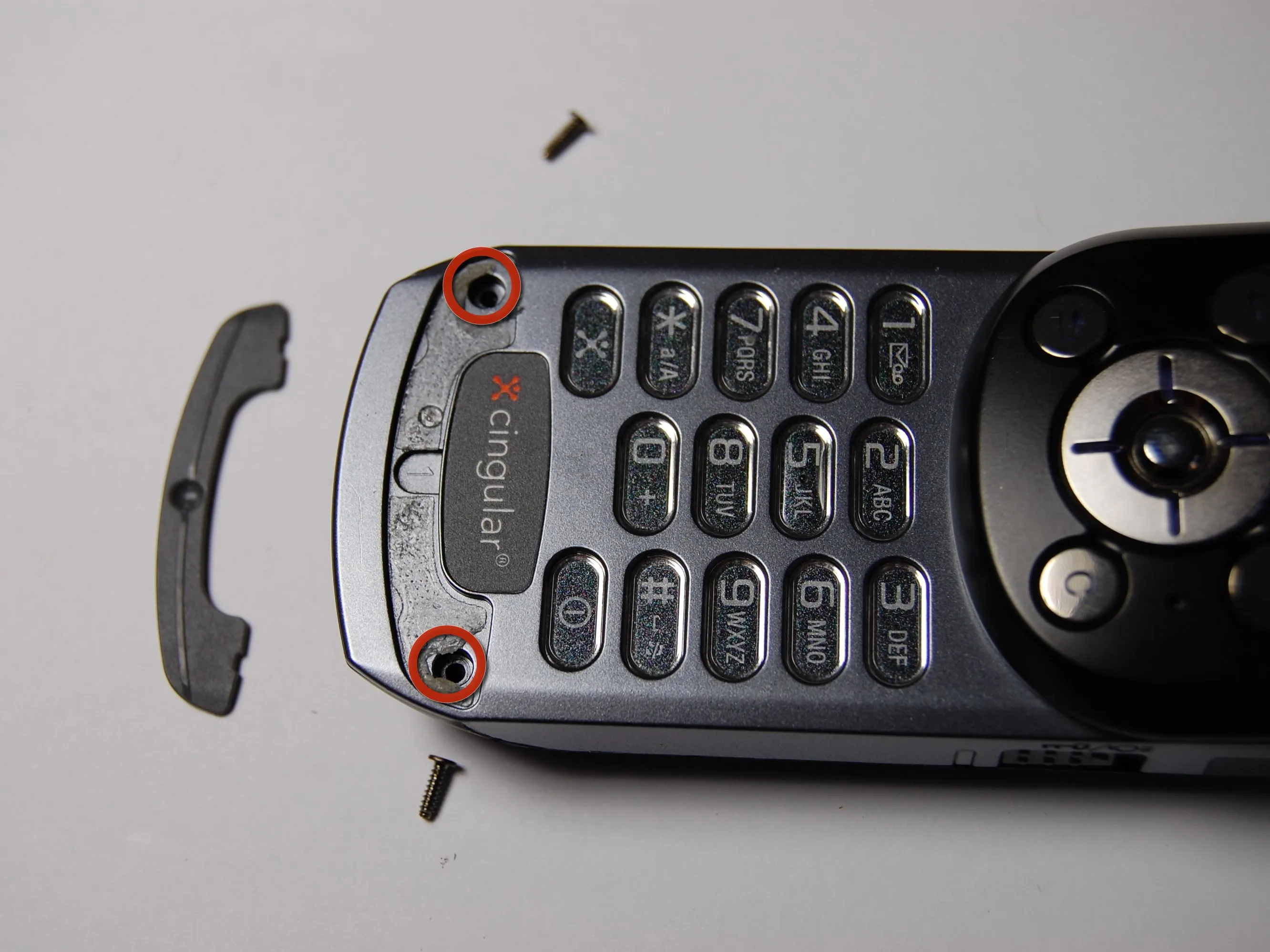 Разборка Sony Ericsson s710a: шаг 5, изображение 2 из 2