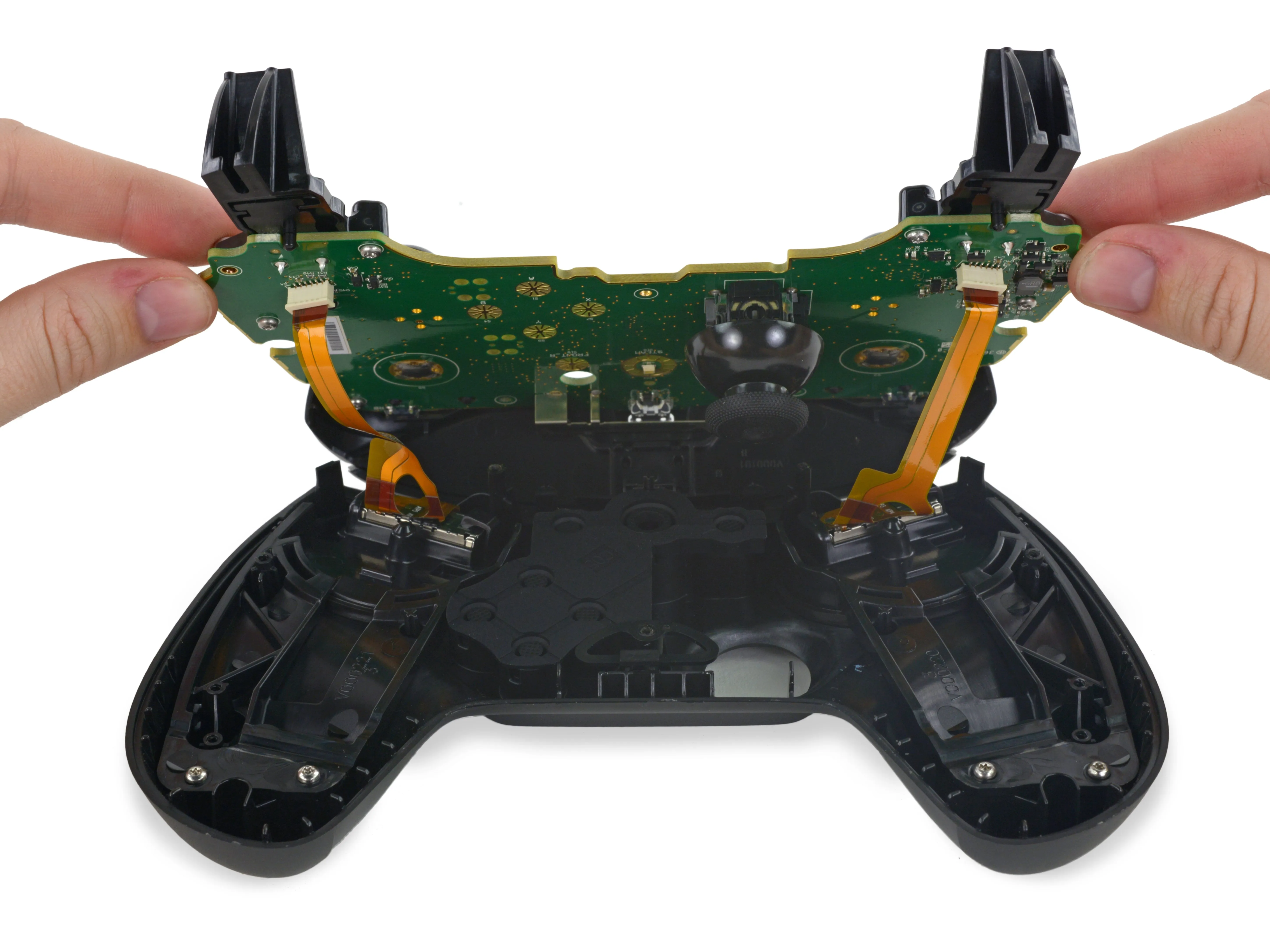 Steam Controller Teardown: шаг 5, изображение 1 из 3