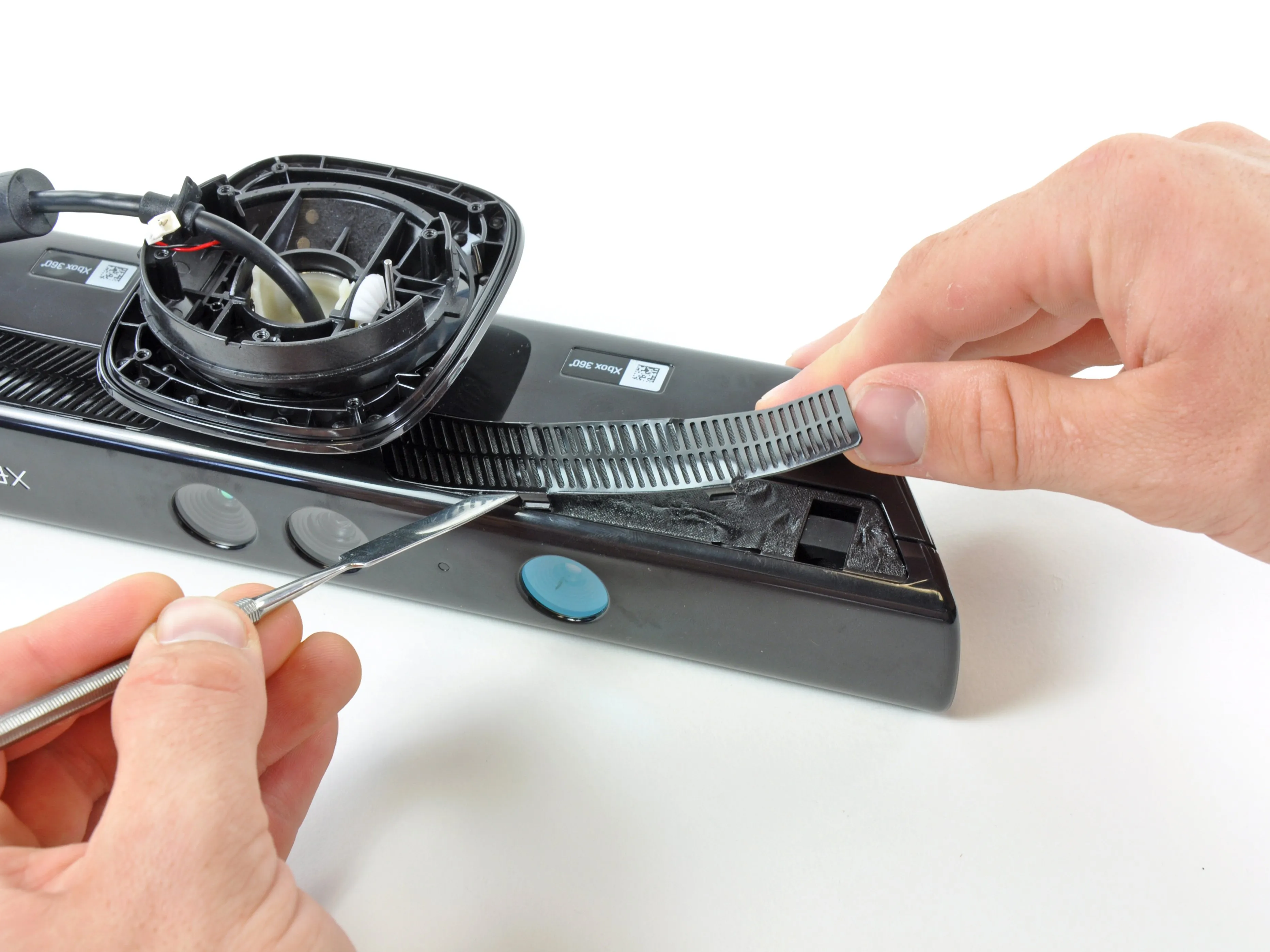 Xbox 360 Kinect Teardown: шаг 6, изображение 1 из 1