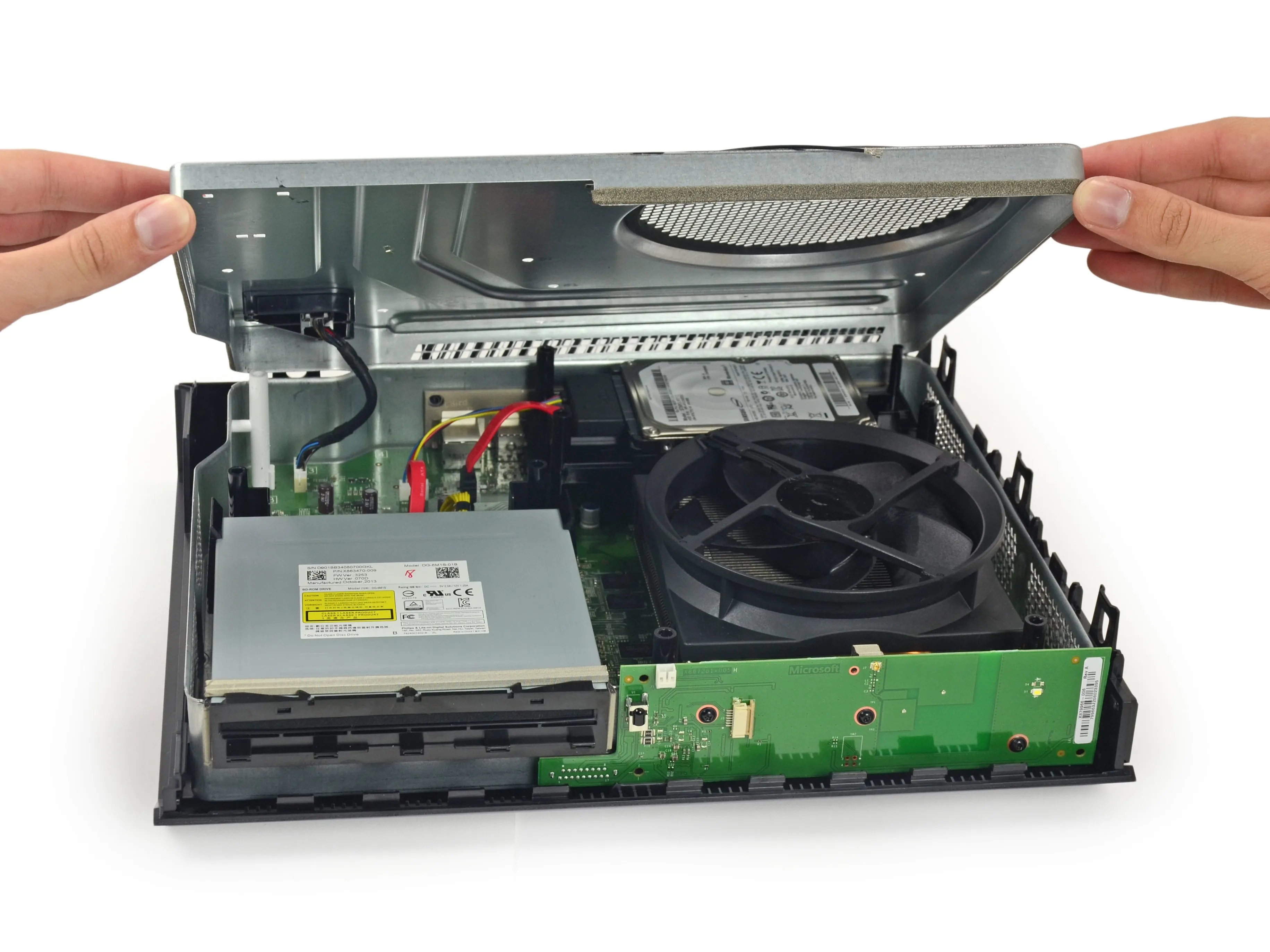 Xbox One Teardown: шаг 12, изображение 1 из 3